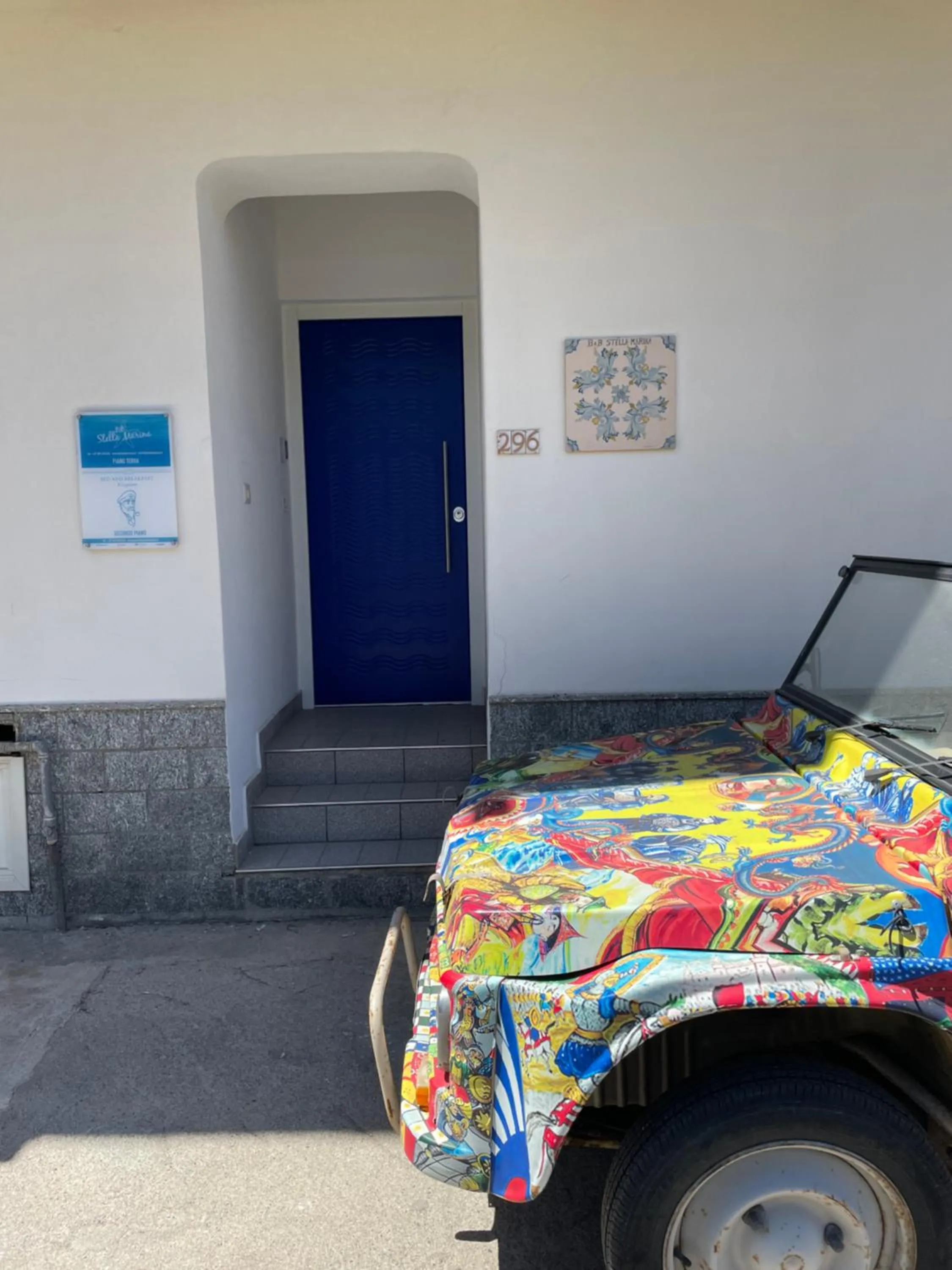 Facade/entrance in B&B Stella Marina