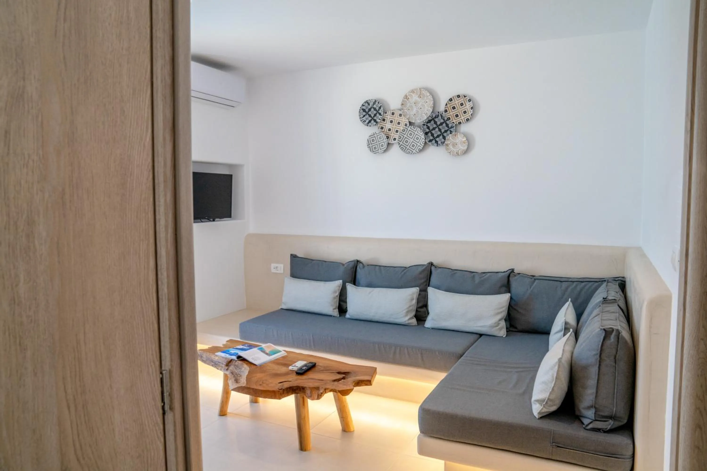 Seating area in Oyster Luxury Suites