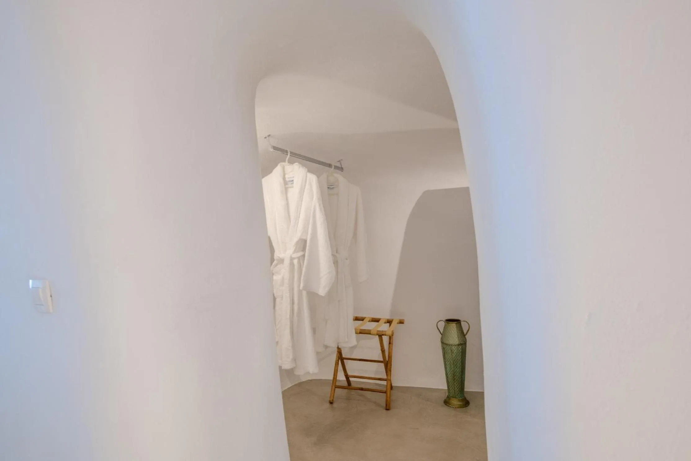 wardrobe in Oyster Luxury Suites