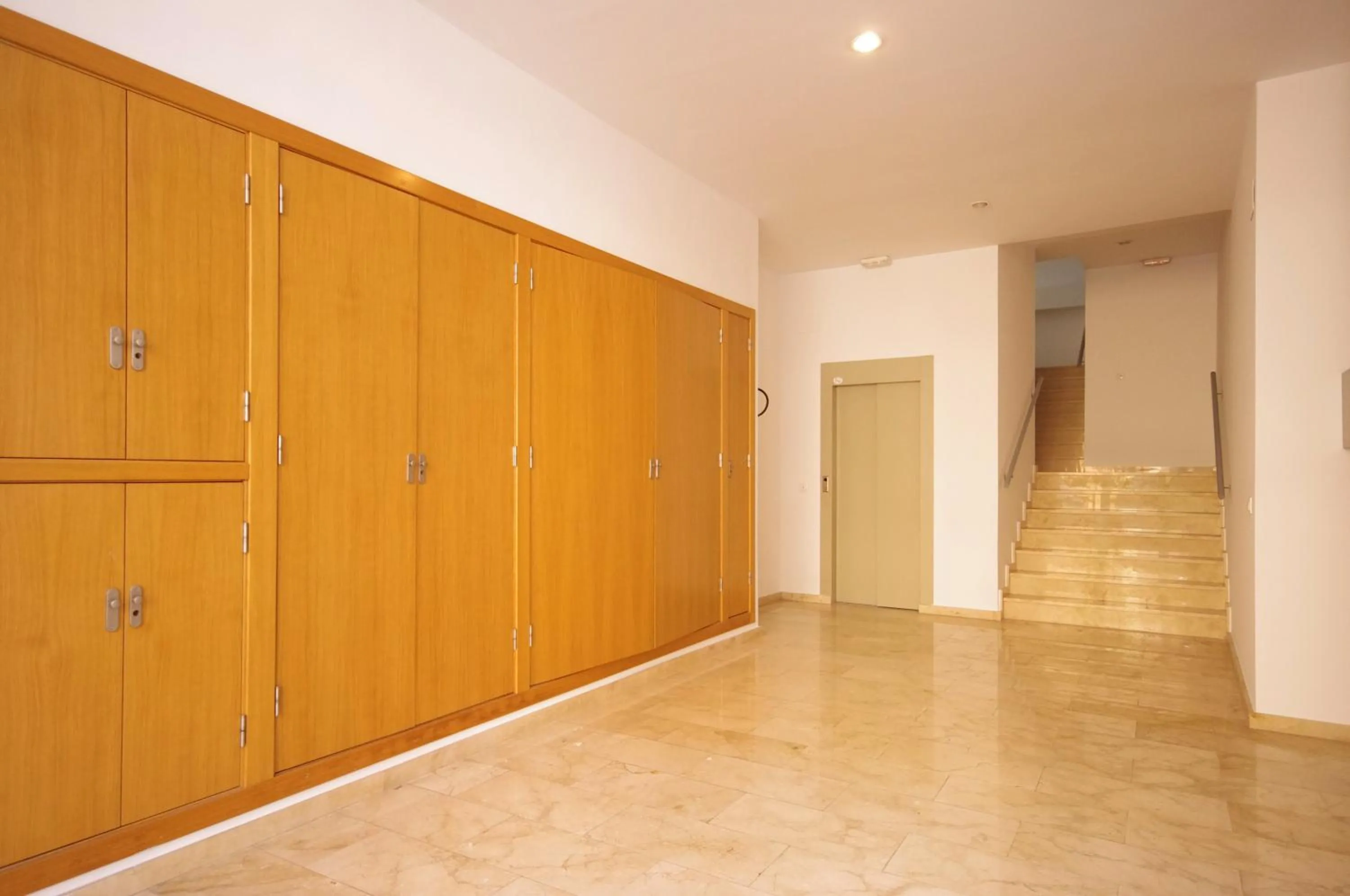 Lobby or reception in Apartamentos Port