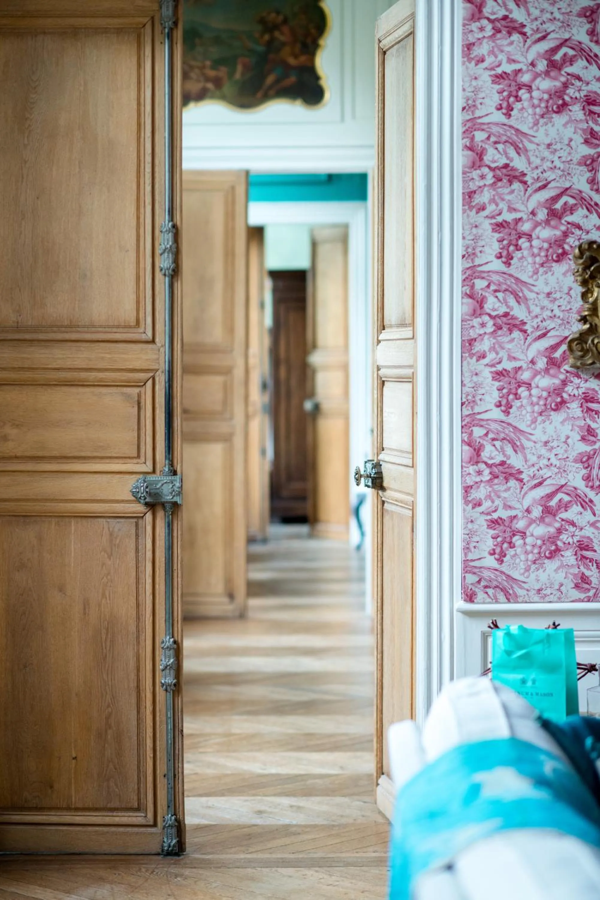 Lobby or reception, Bed in Maison Ailleurs