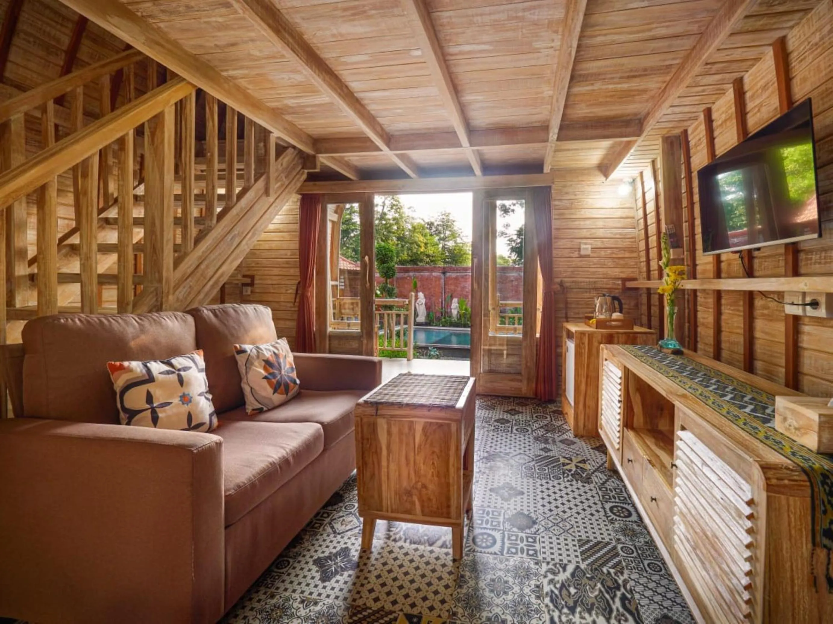 Communal lounge/ TV room in Wisnu Lumbung Uluwatu