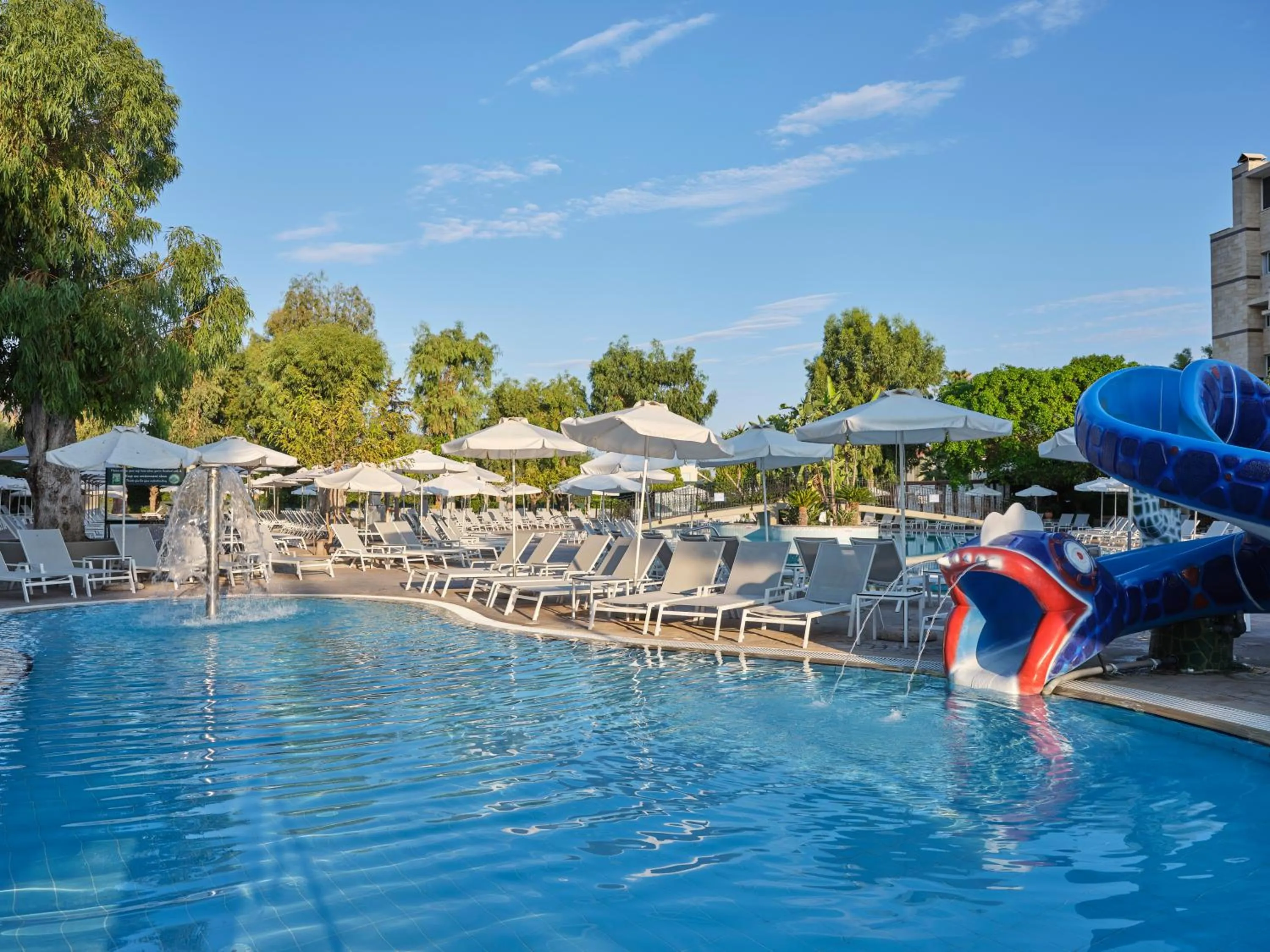 Swimming pool in Atlantica Princess Hotel