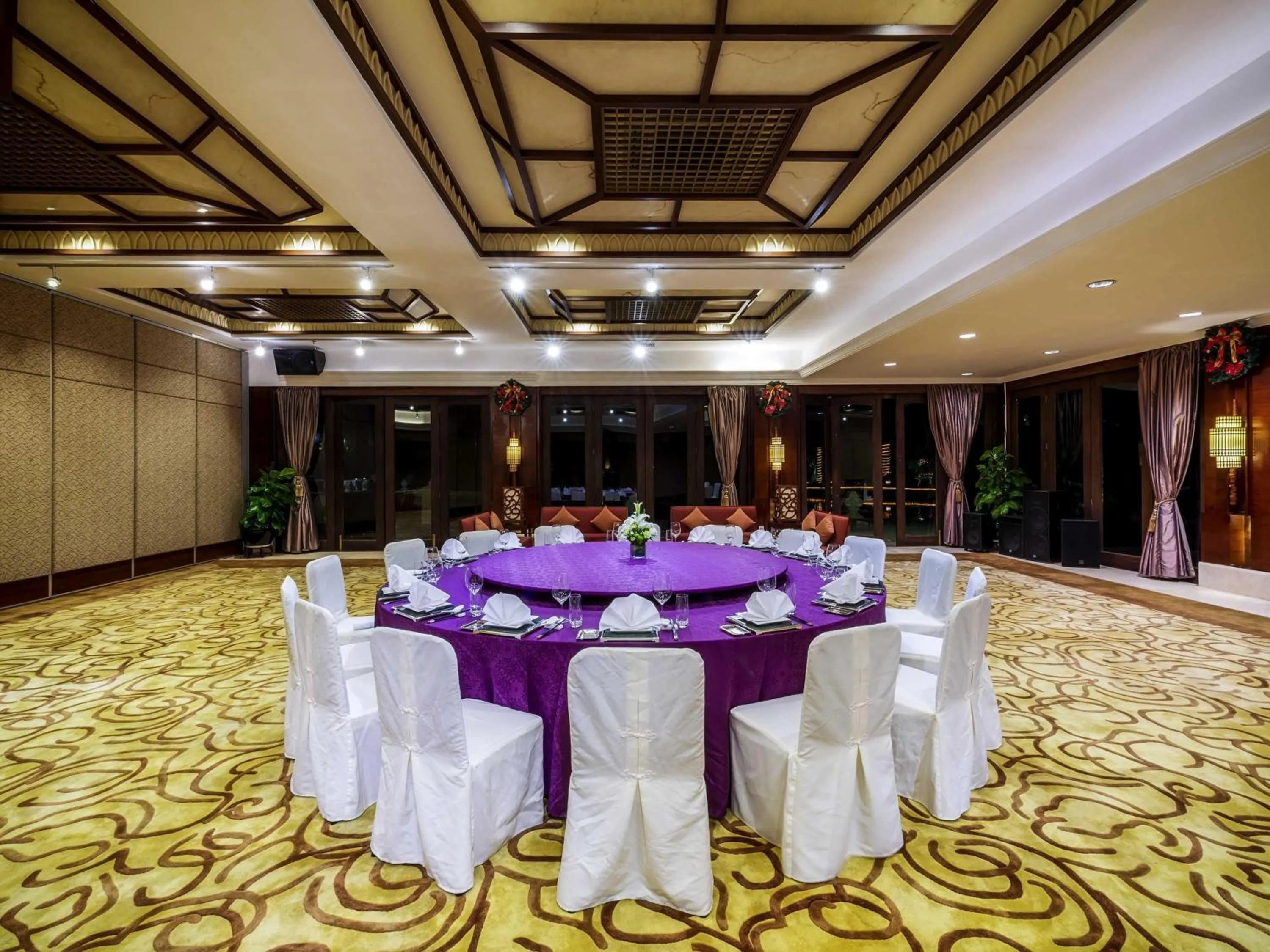 Meeting/conference room in Pullman Sanya Yalong Bay Villas & Resort