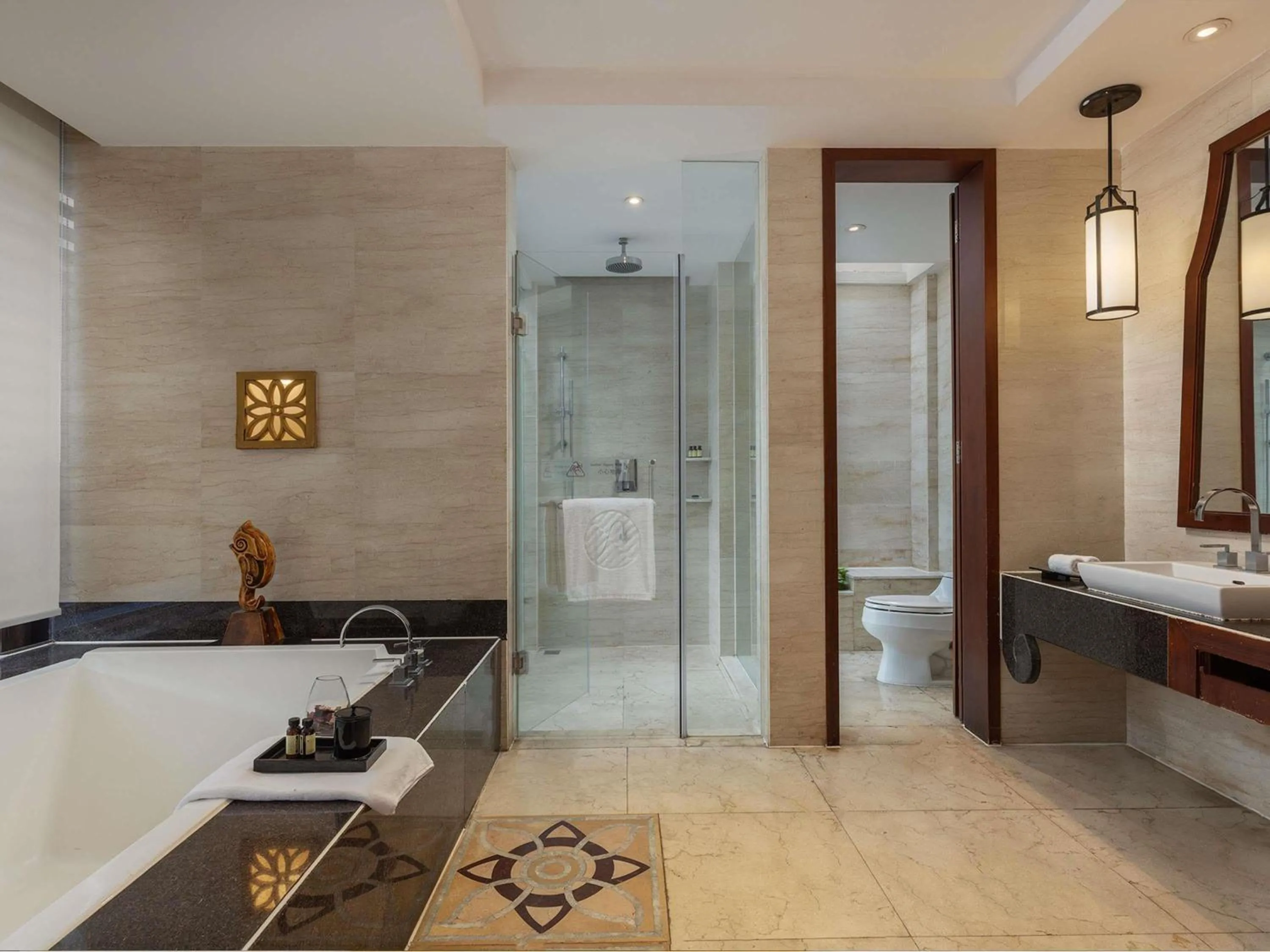 Bedroom in Pullman Sanya Yalong Bay Villas & Resort