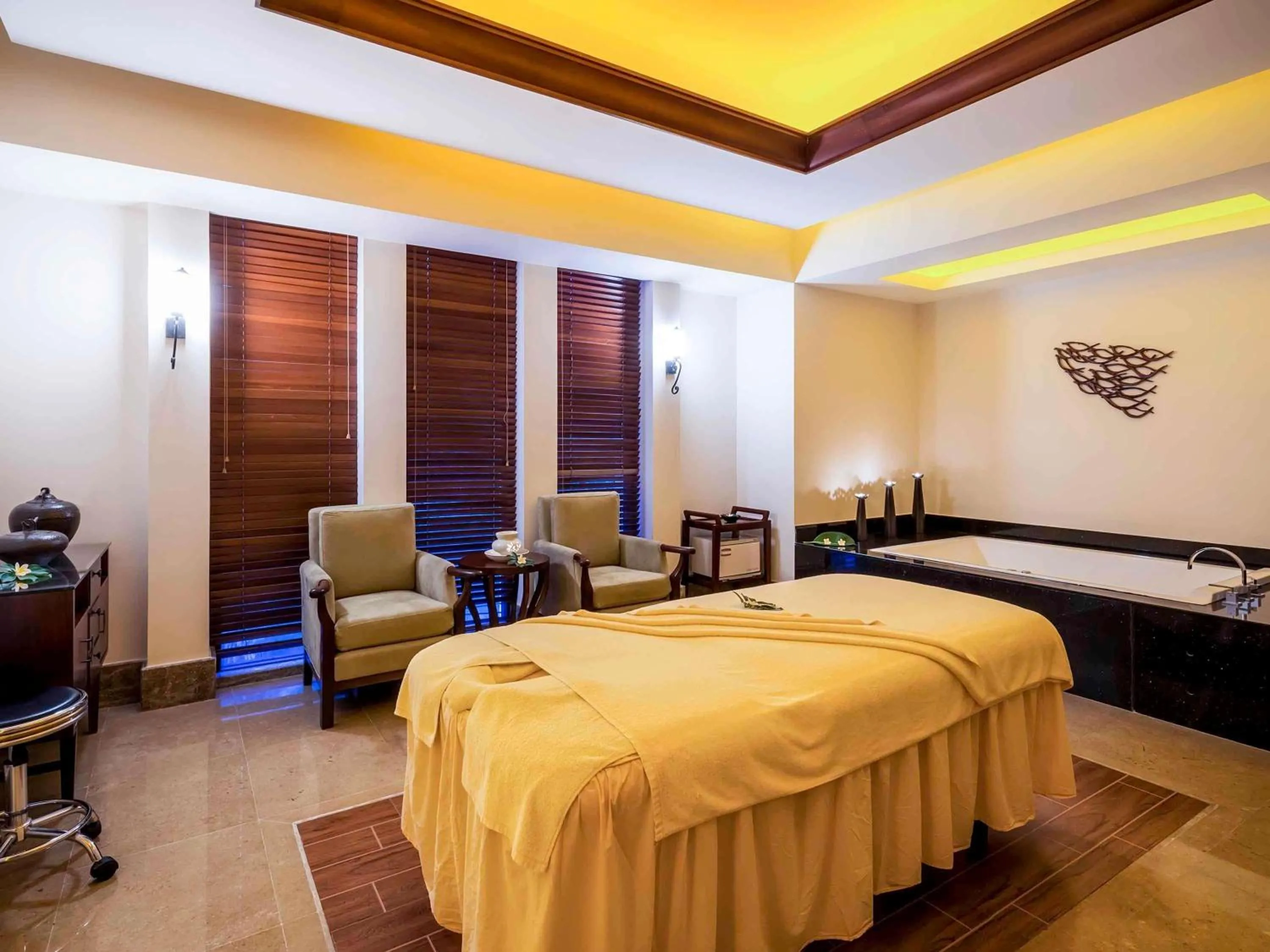 Spa and wellness centre/facilities, Bed in Pullman Sanya Yalong Bay Villas & Resort
