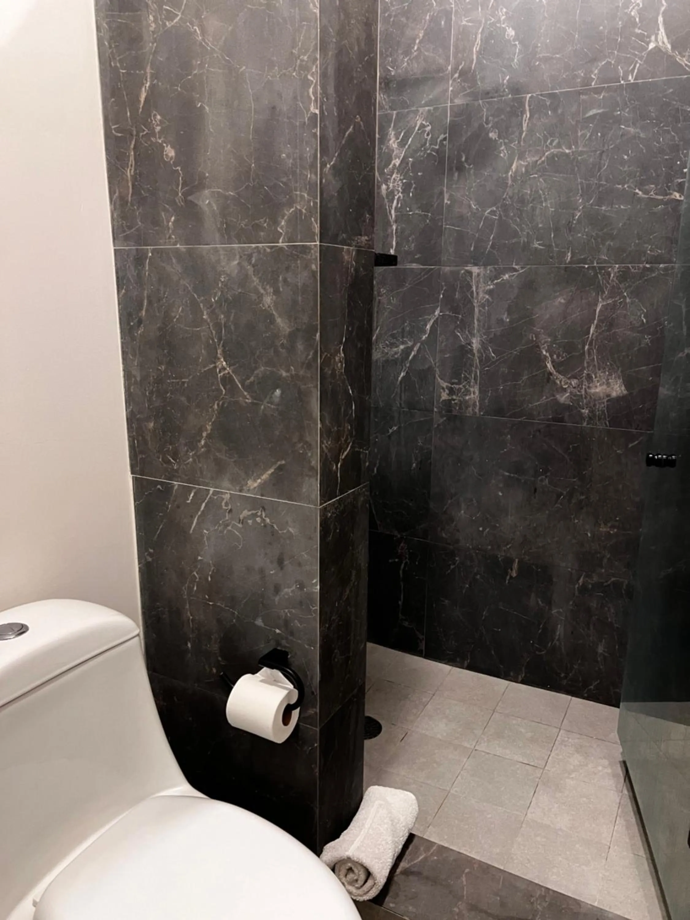 Bathroom in Hotel Palmeras