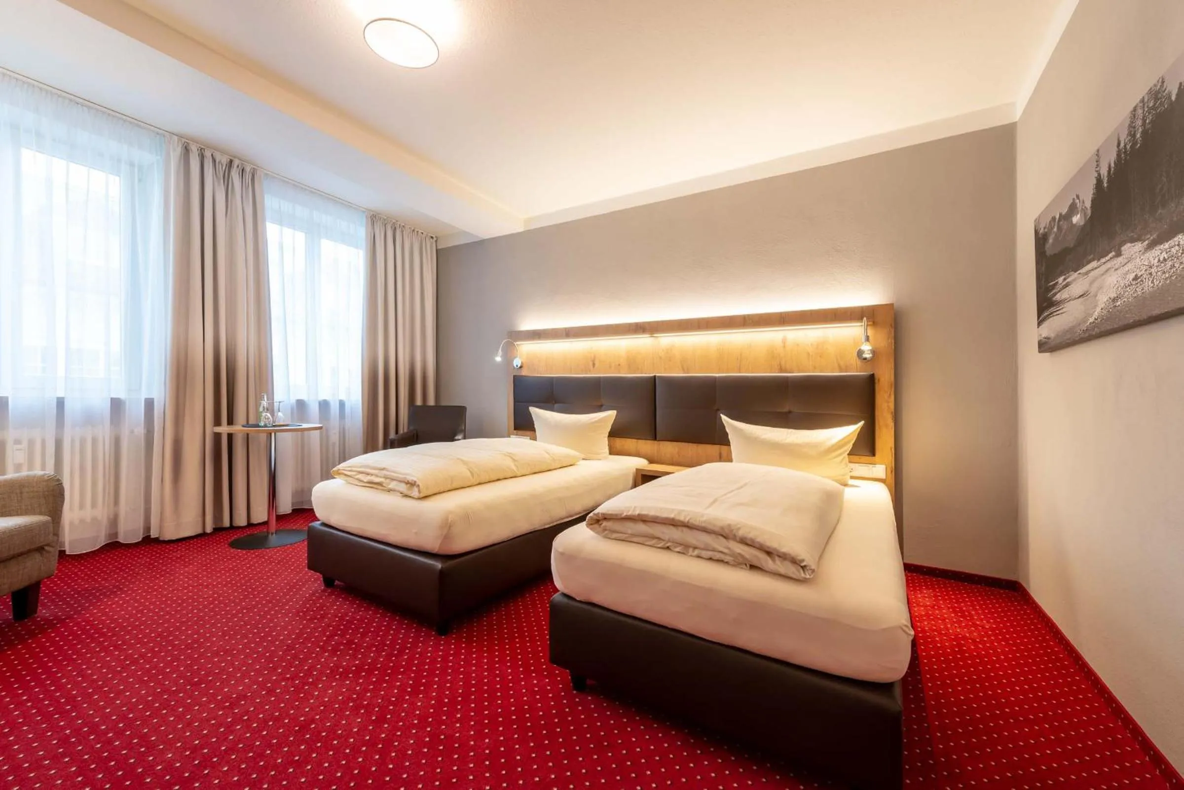 Photo of the whole room, Bed in Hotel Vollmann