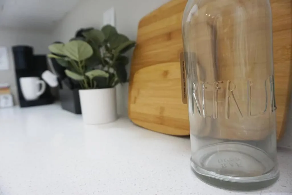 Serenity at Seascape: Steps to the beach & Shops