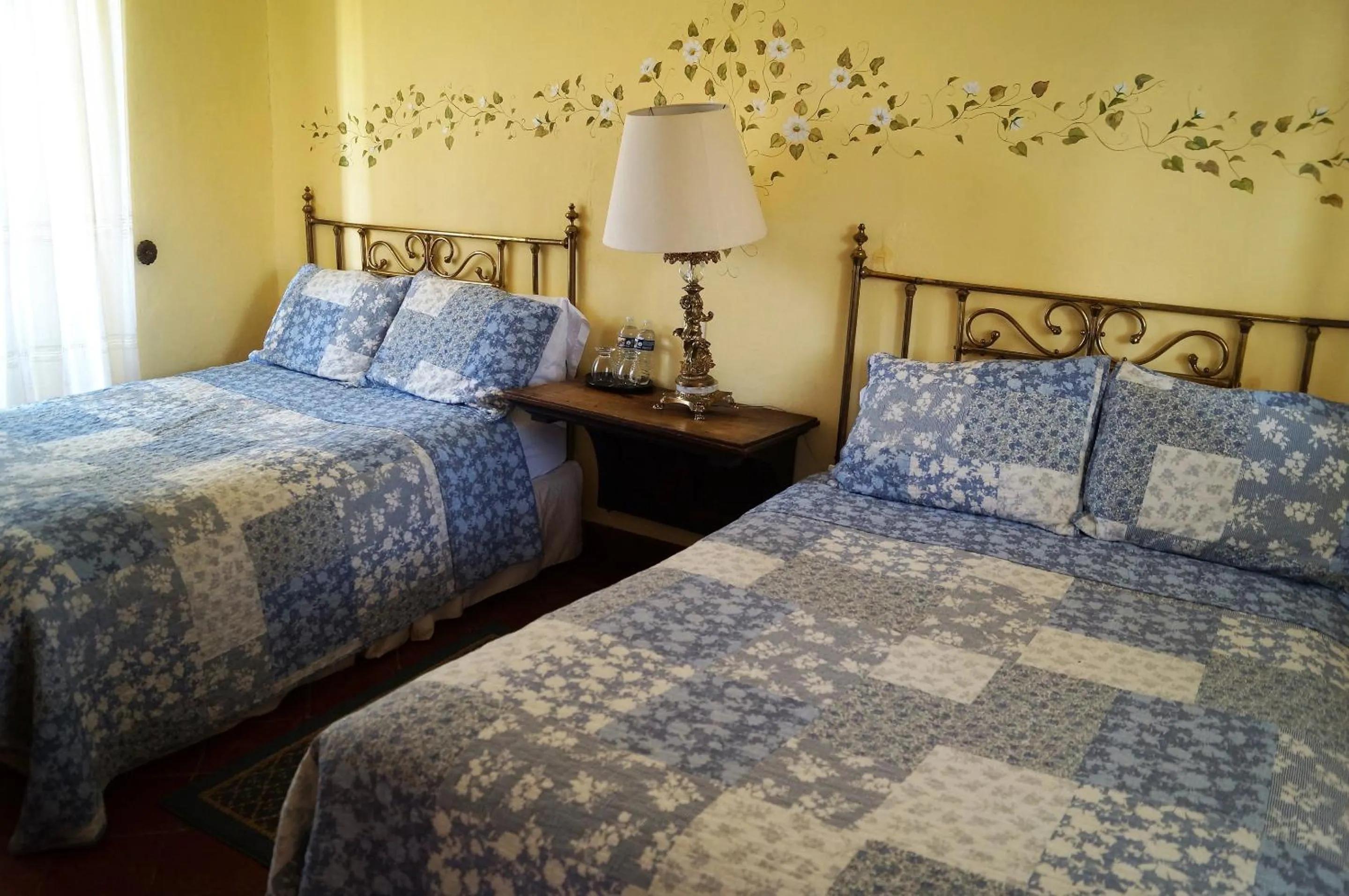 Decorative detail, Bed in La Casa Azul Huasca & Restaurante La Terraza