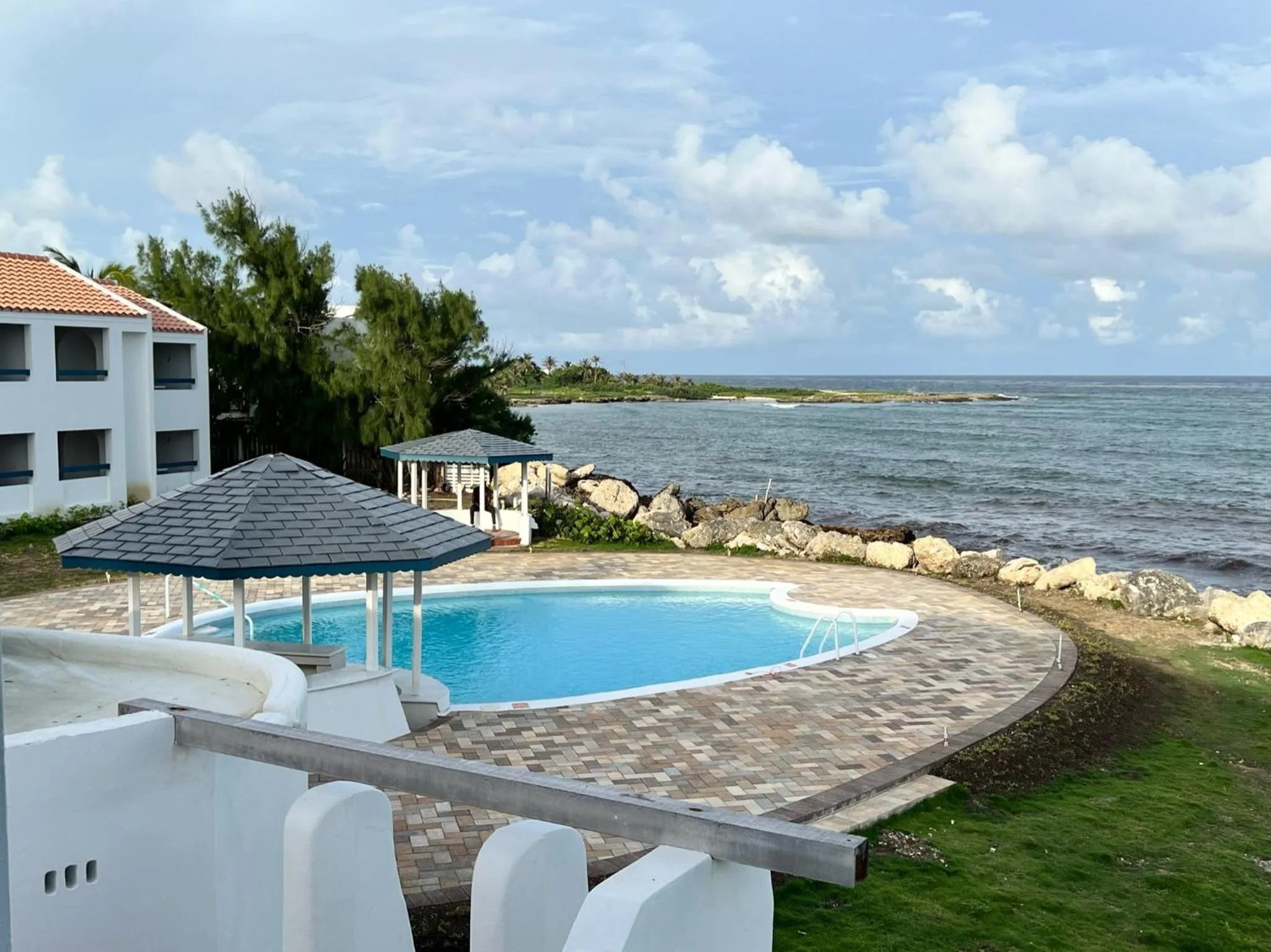 Day in OceanBlue Resort