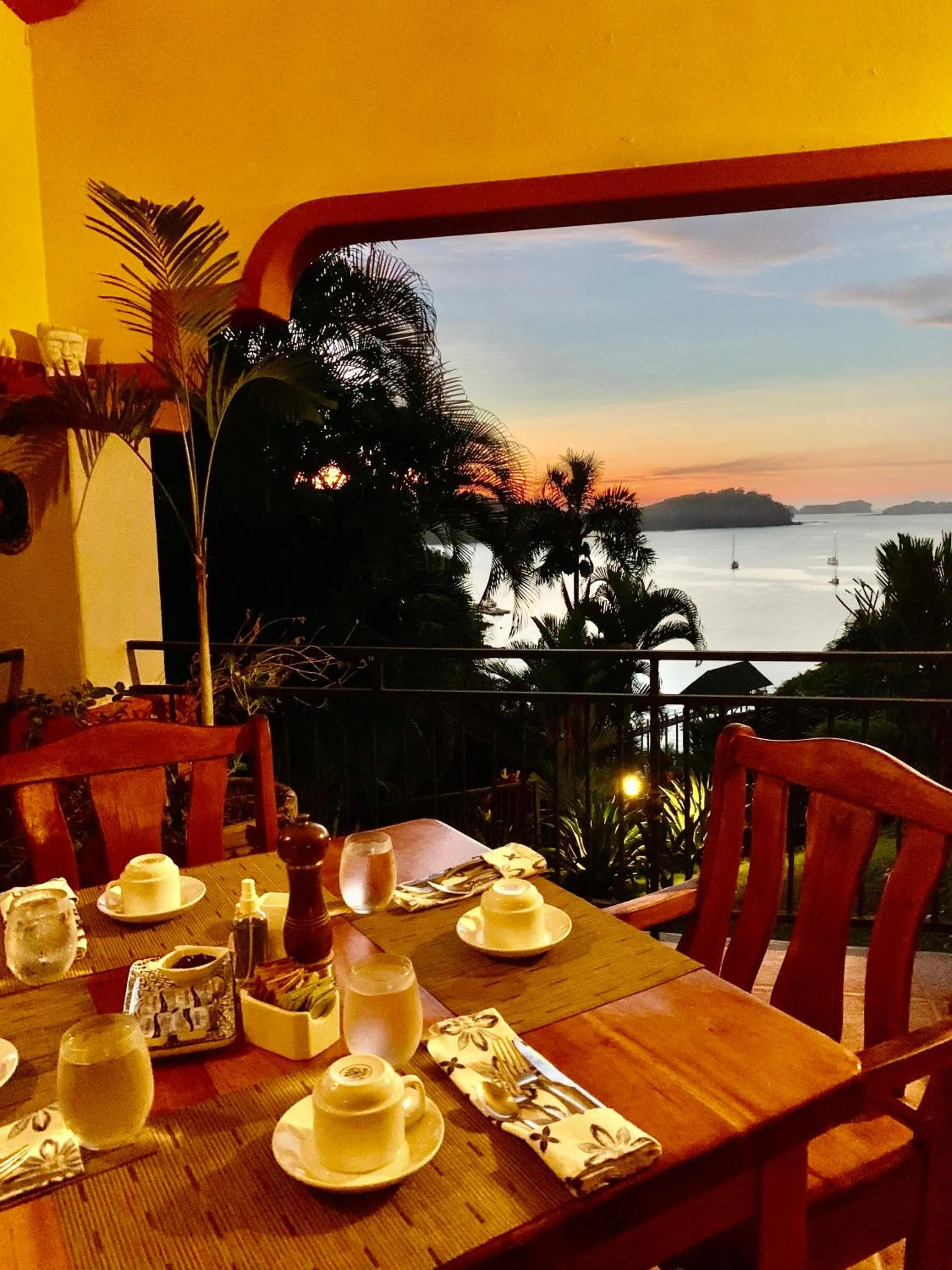 Breakfast in Seagull Cove Resort