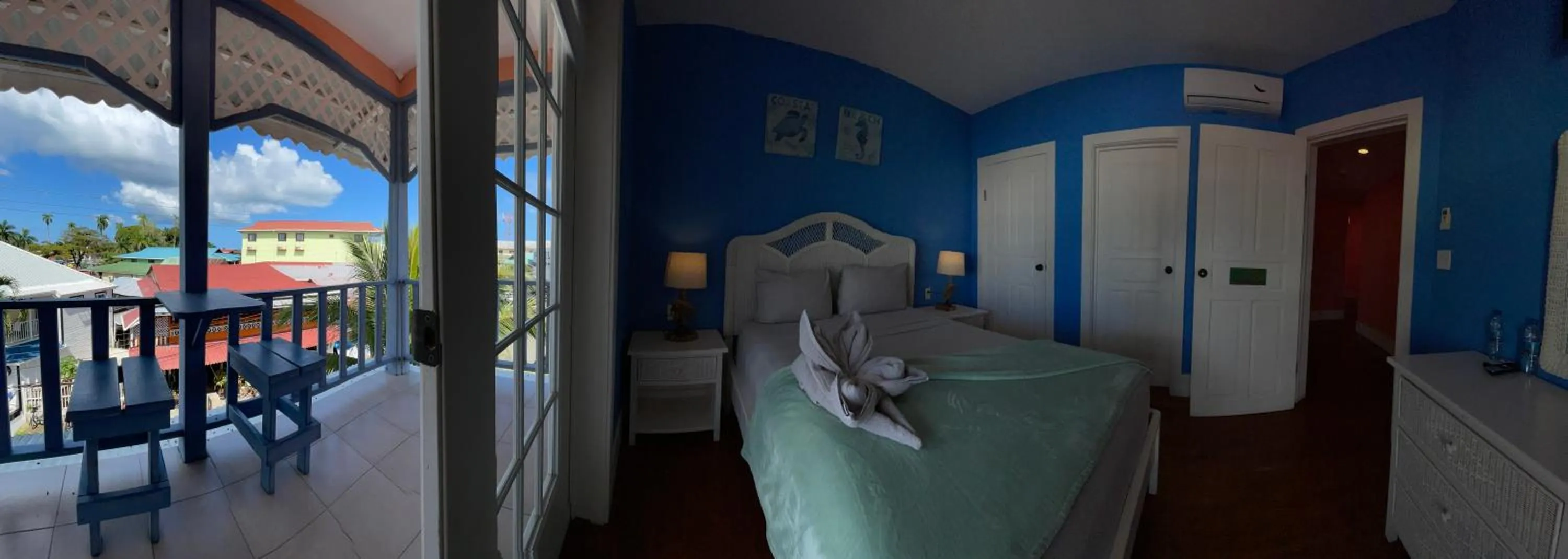 Bed in Hotel Bocas Town