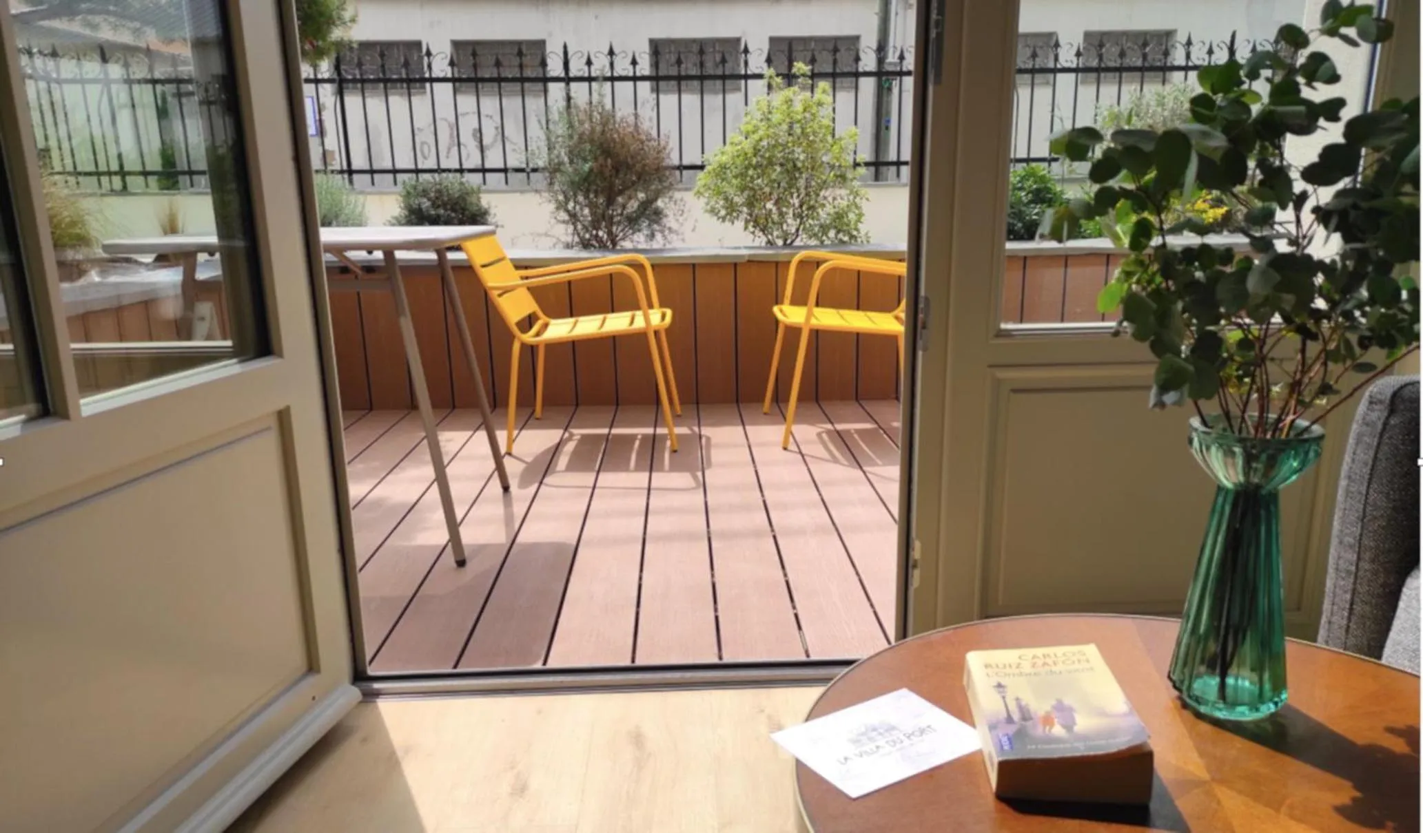 Balcony/Terrace in Appart hôtel & Spa La Villa du Port