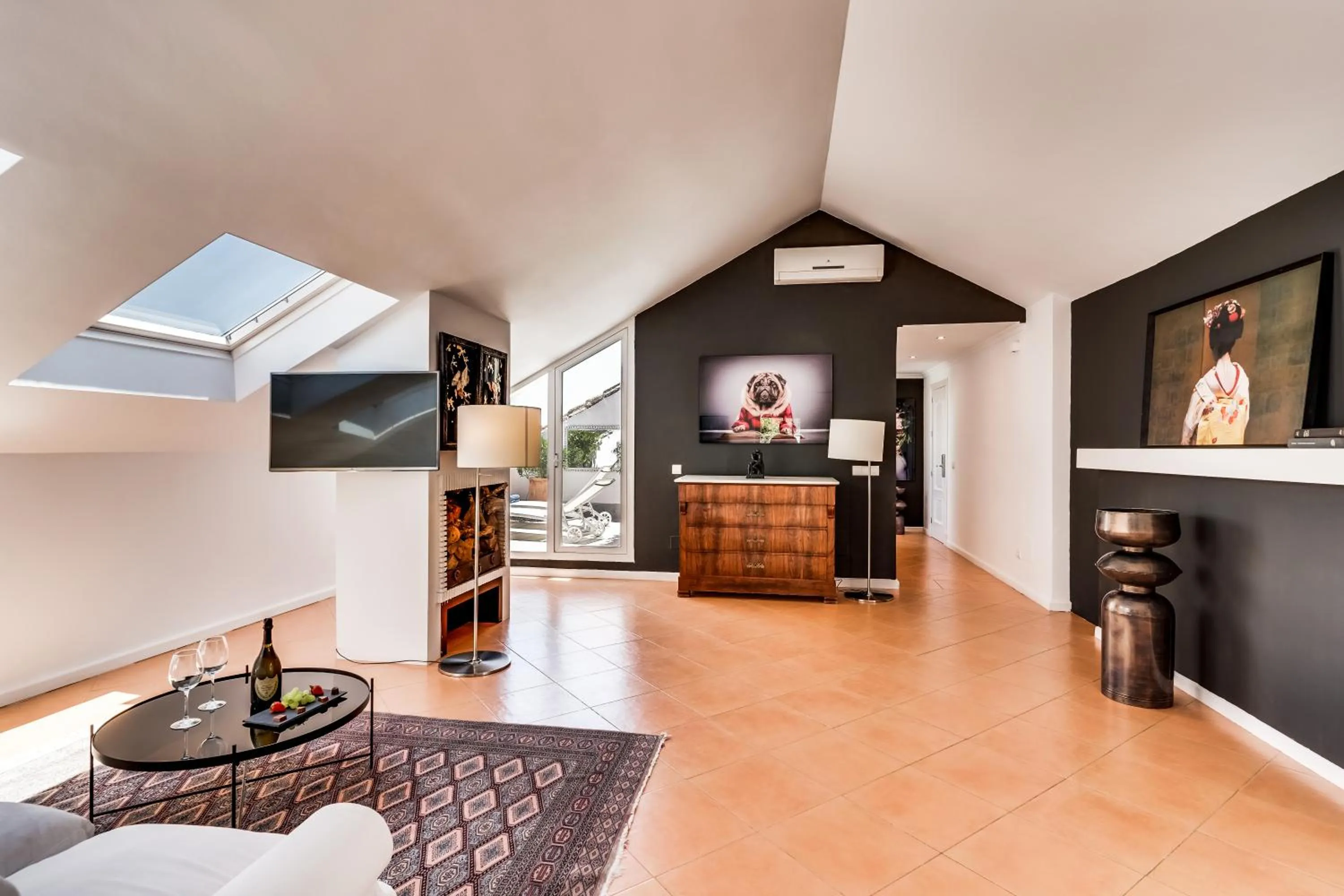 Living room in Molo Luxury Suites Puerto Banus