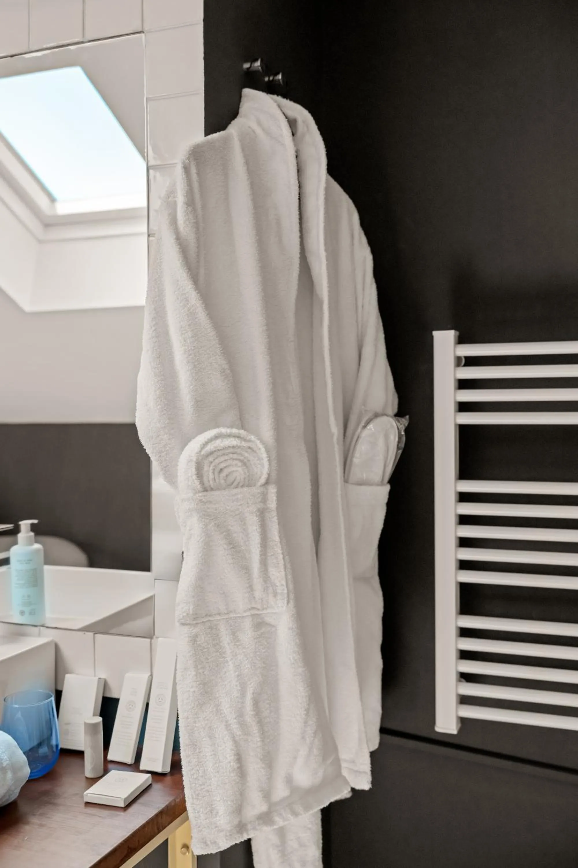 Bathroom in Molo Luxury Suites Puerto Banus