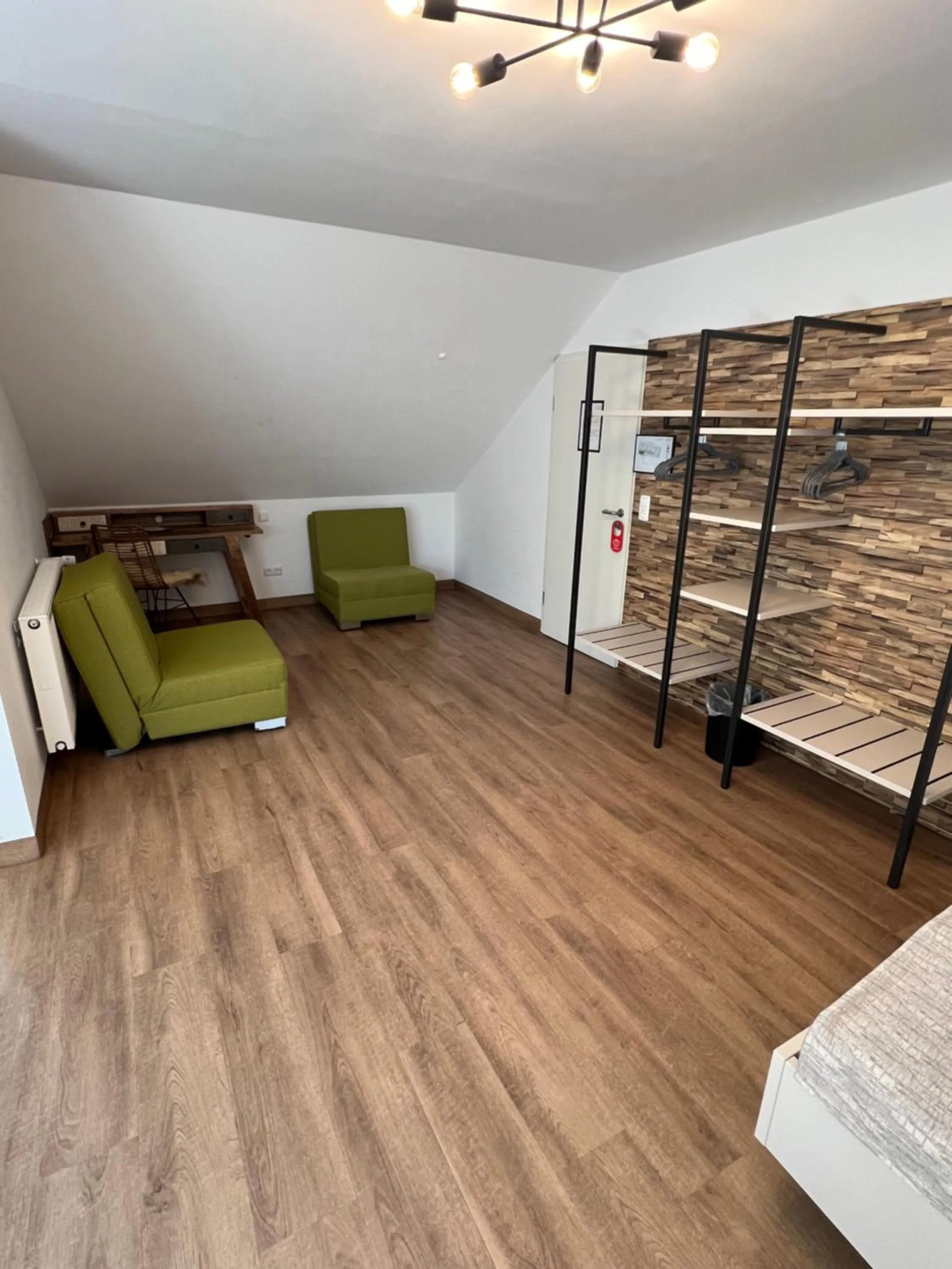 Photo of the whole room, Bed in Am Blumenhaus