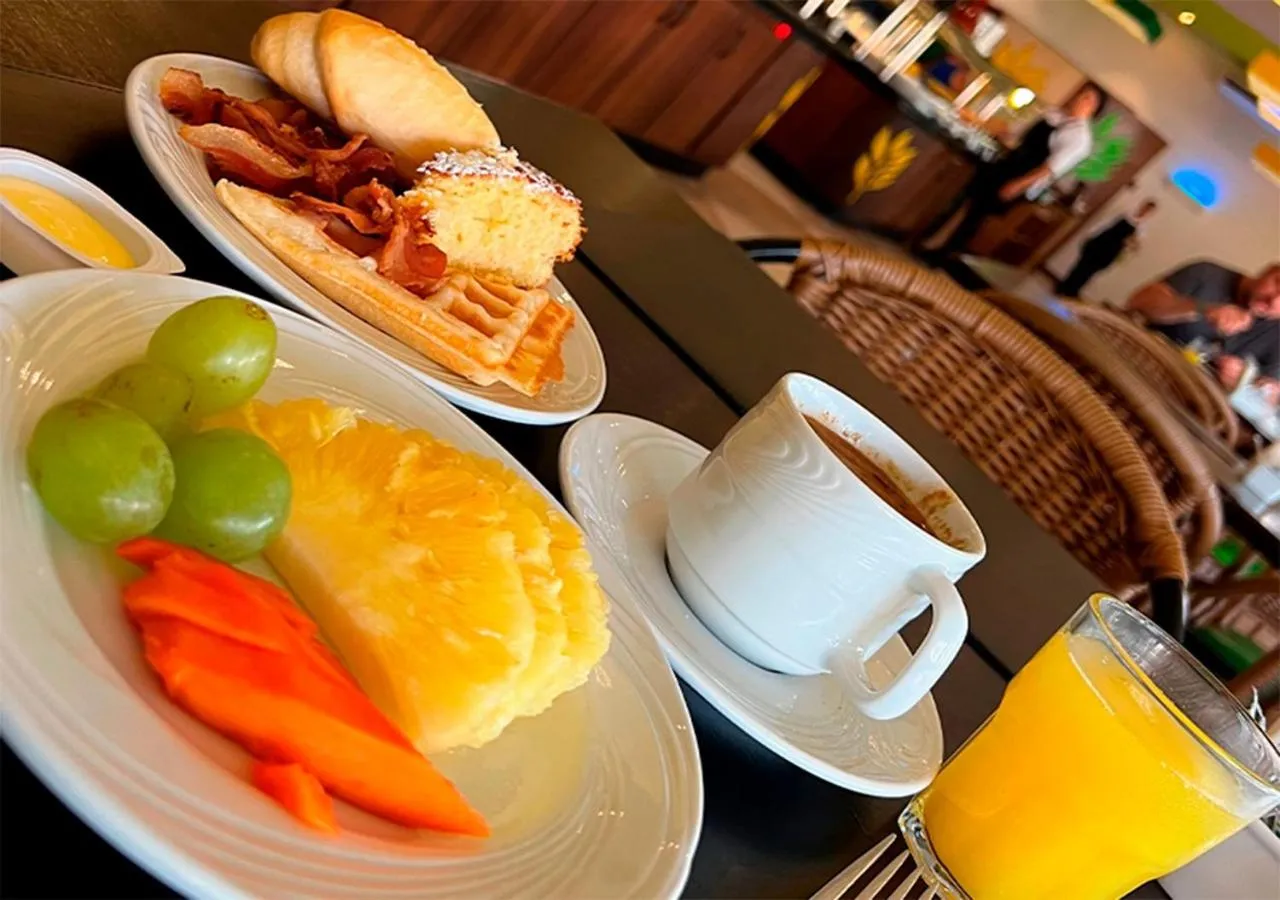 Breakfast in Blue Tree Thermas de Lins Resort