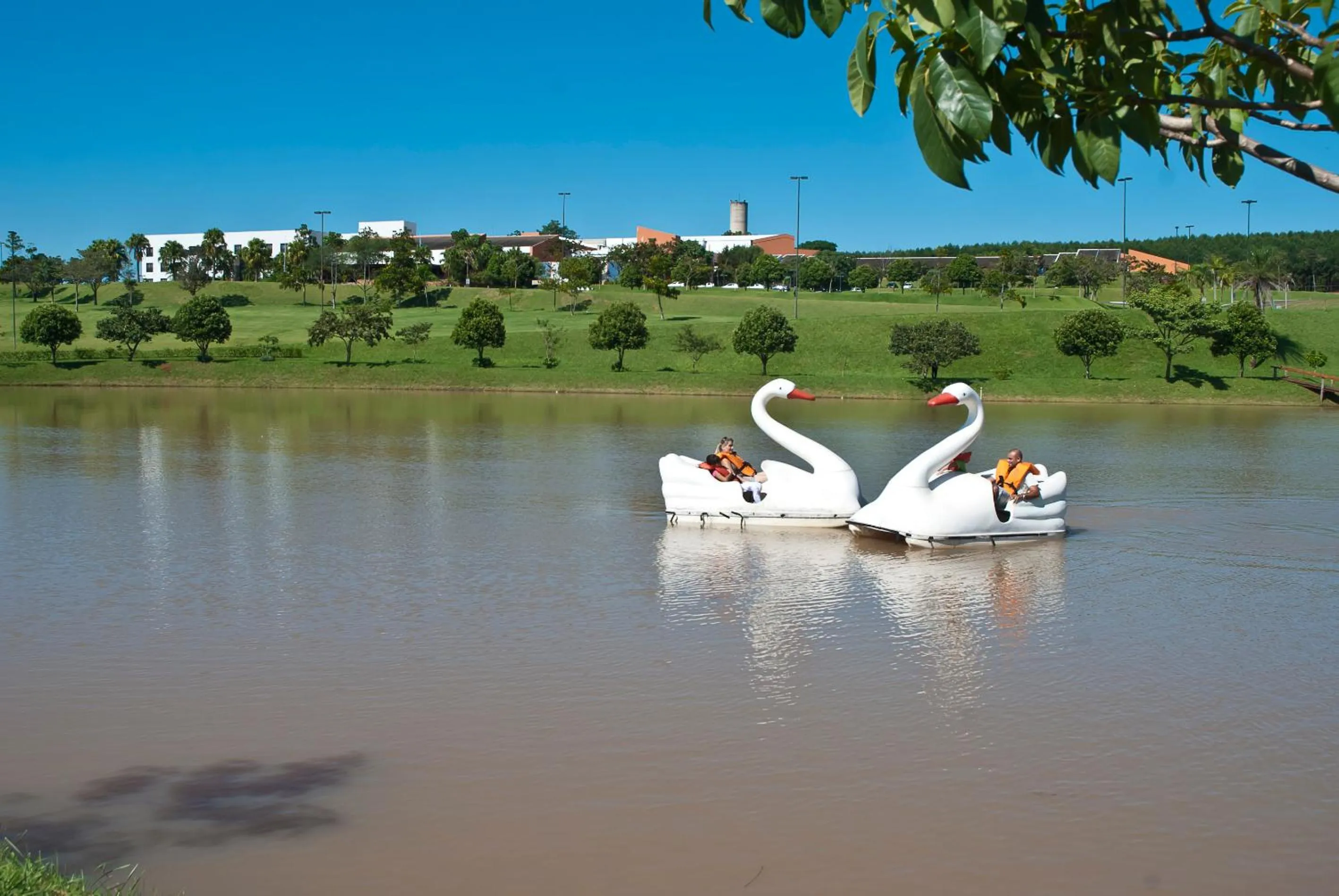 Lake view in Blue Tree Thermas de Lins Resort
