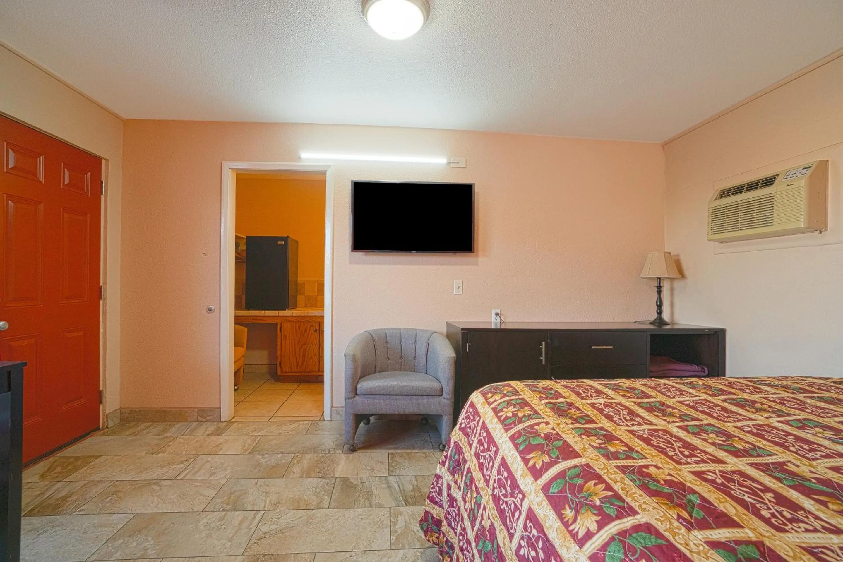 Bedroom, Bed in Vali Ho Motel By OYO Weslaco Mercedes