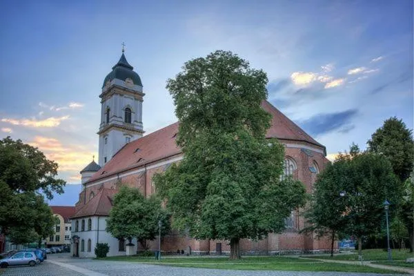 Area and facilities in Haus am Spreebogen