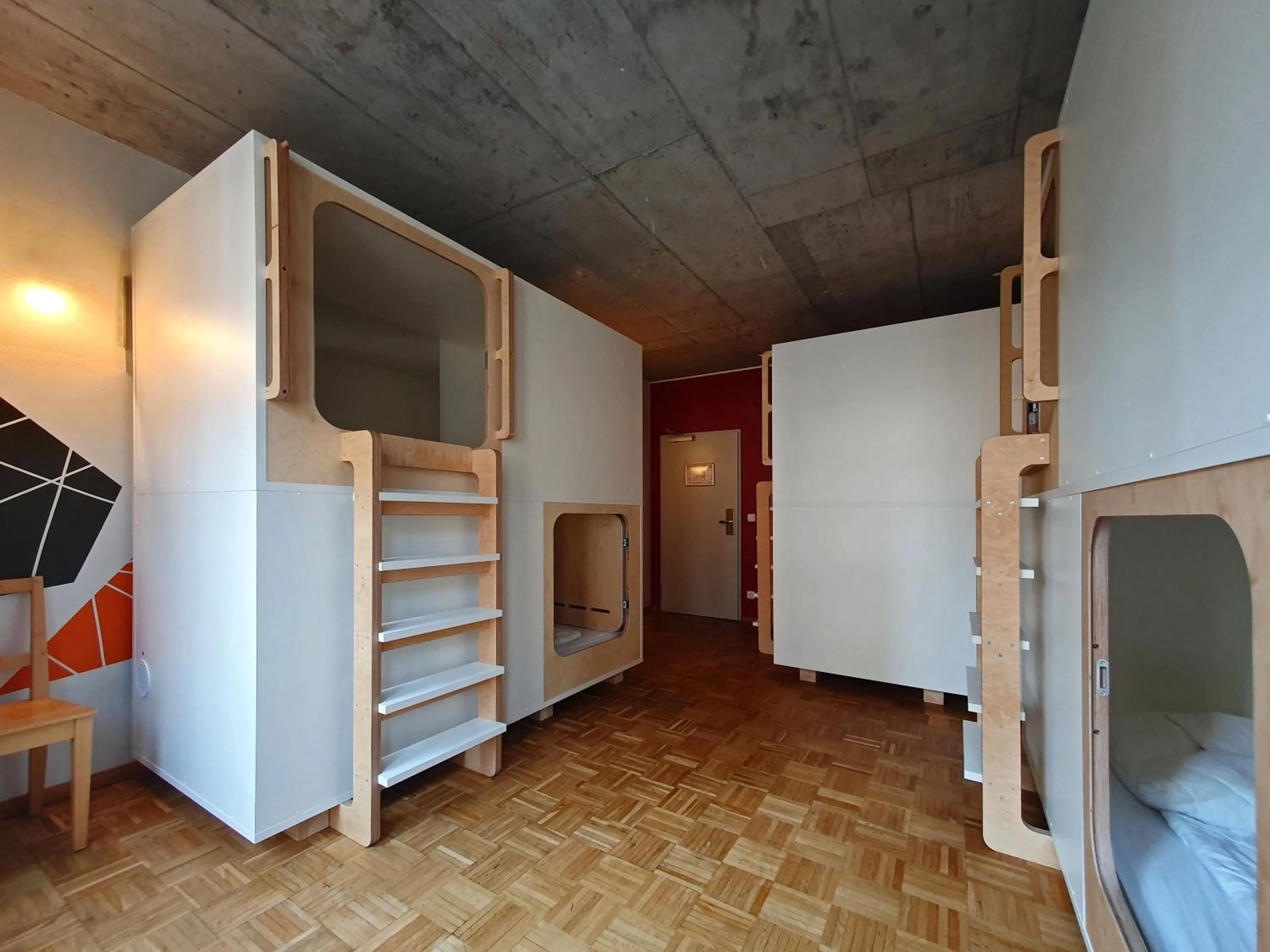 Photo of the whole room, Bed in Five Elements Hostel and Capsules Frankfurt