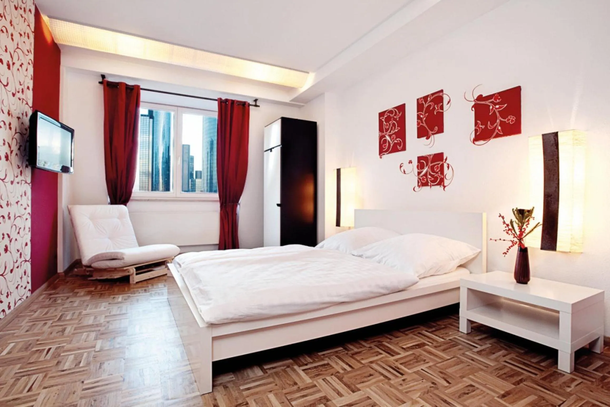 Photo of the whole room, Bed in Five Elements Hostel and Capsules Frankfurt