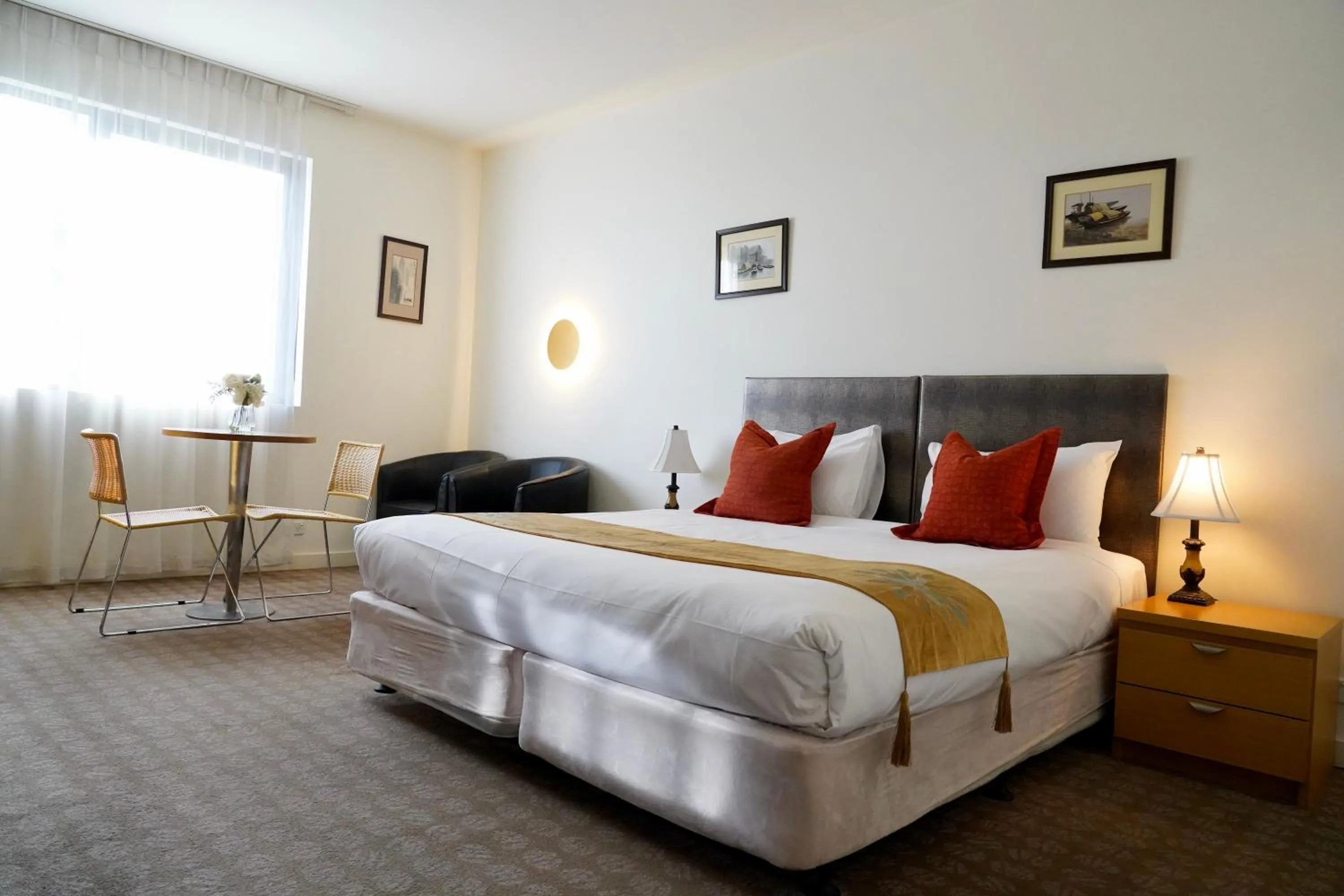 Bedroom, Bed in Golden Pebble Hotel