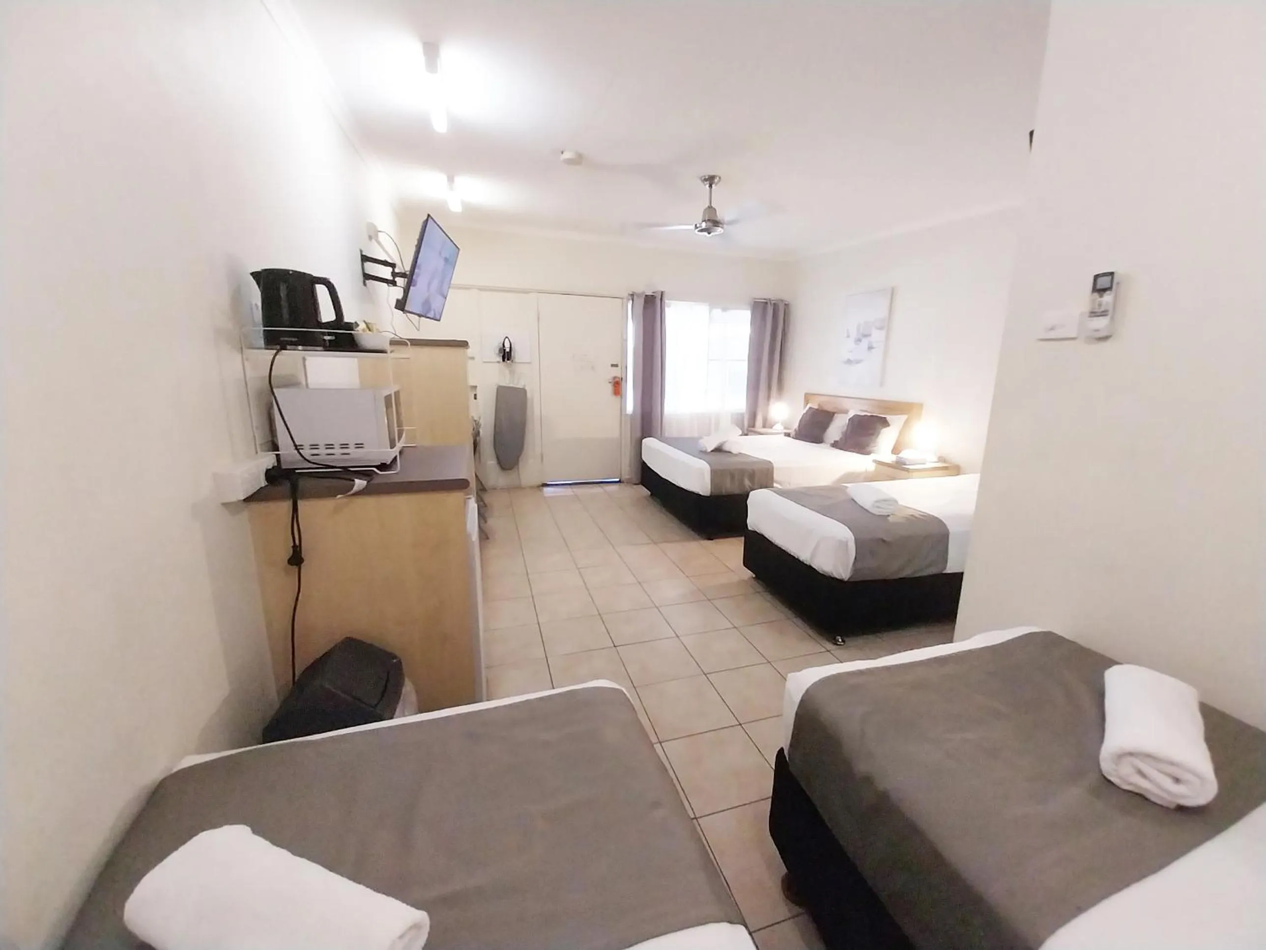 Bed in Tropic Coast Motel