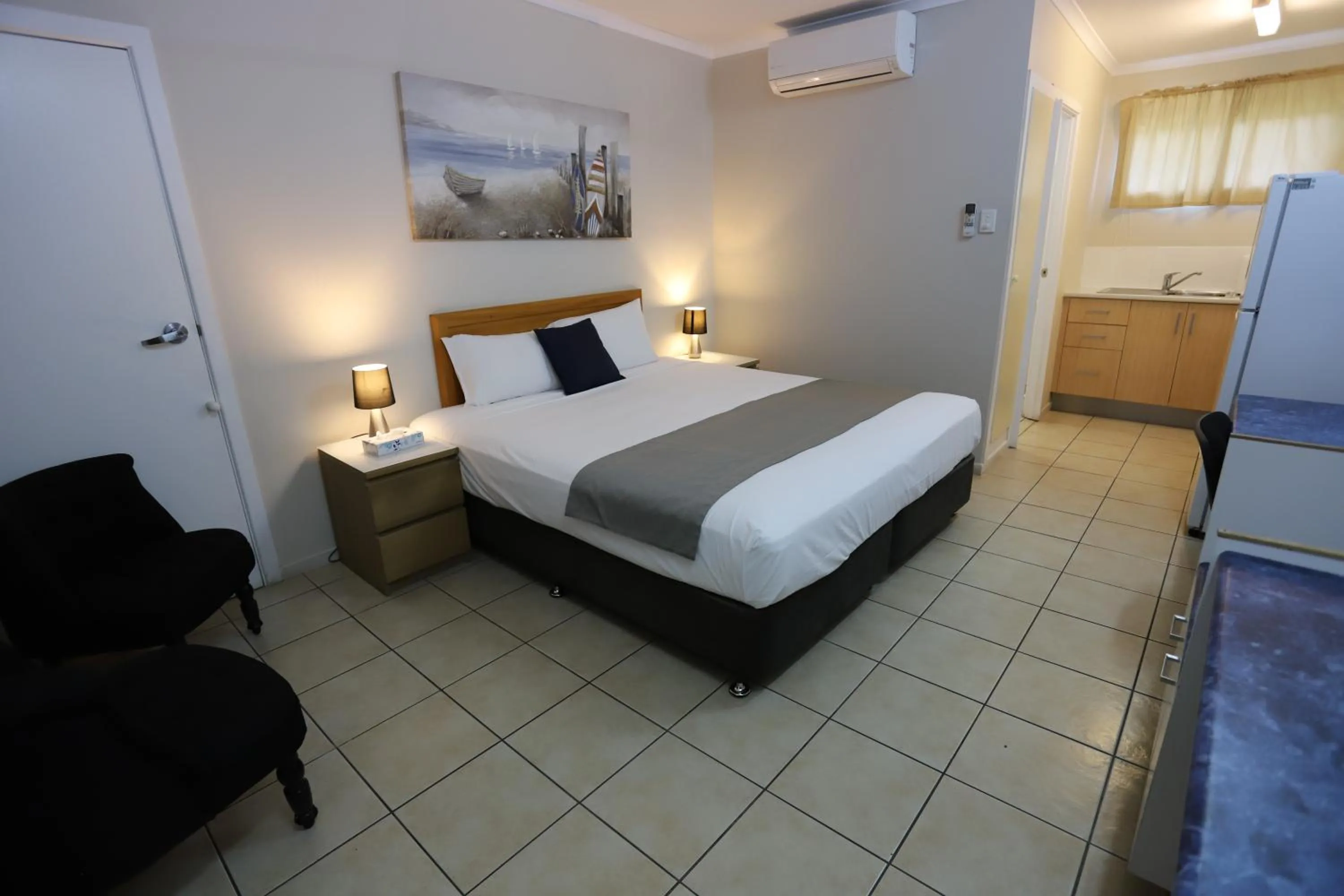 Bed in Tropic Coast Motel