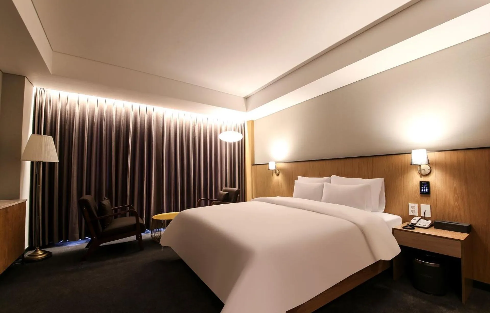 Photo of the whole room, Bed in Gwangju HOUND Hotel
