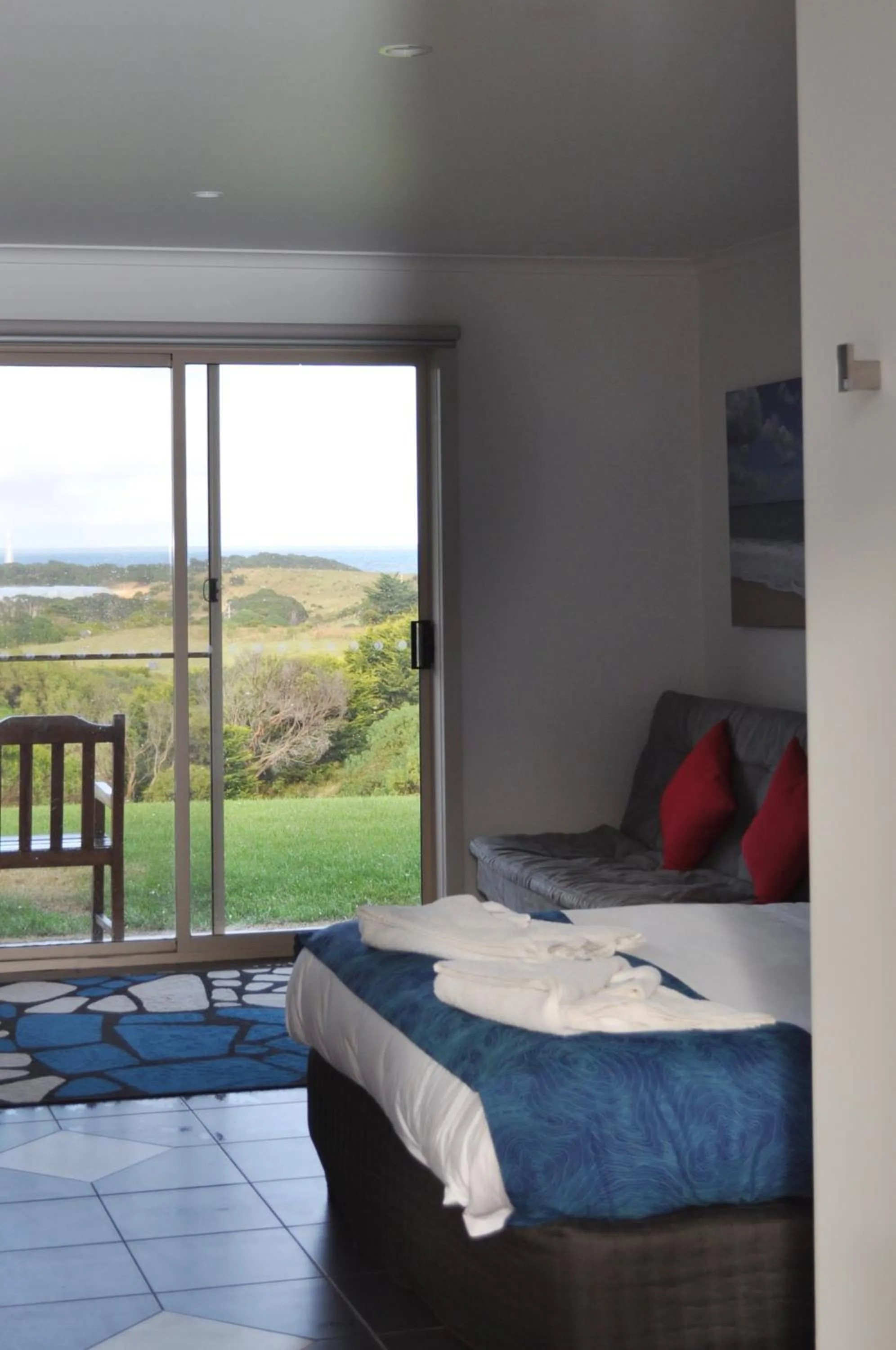 Natural landscape, Bed in Island Breeze Motel