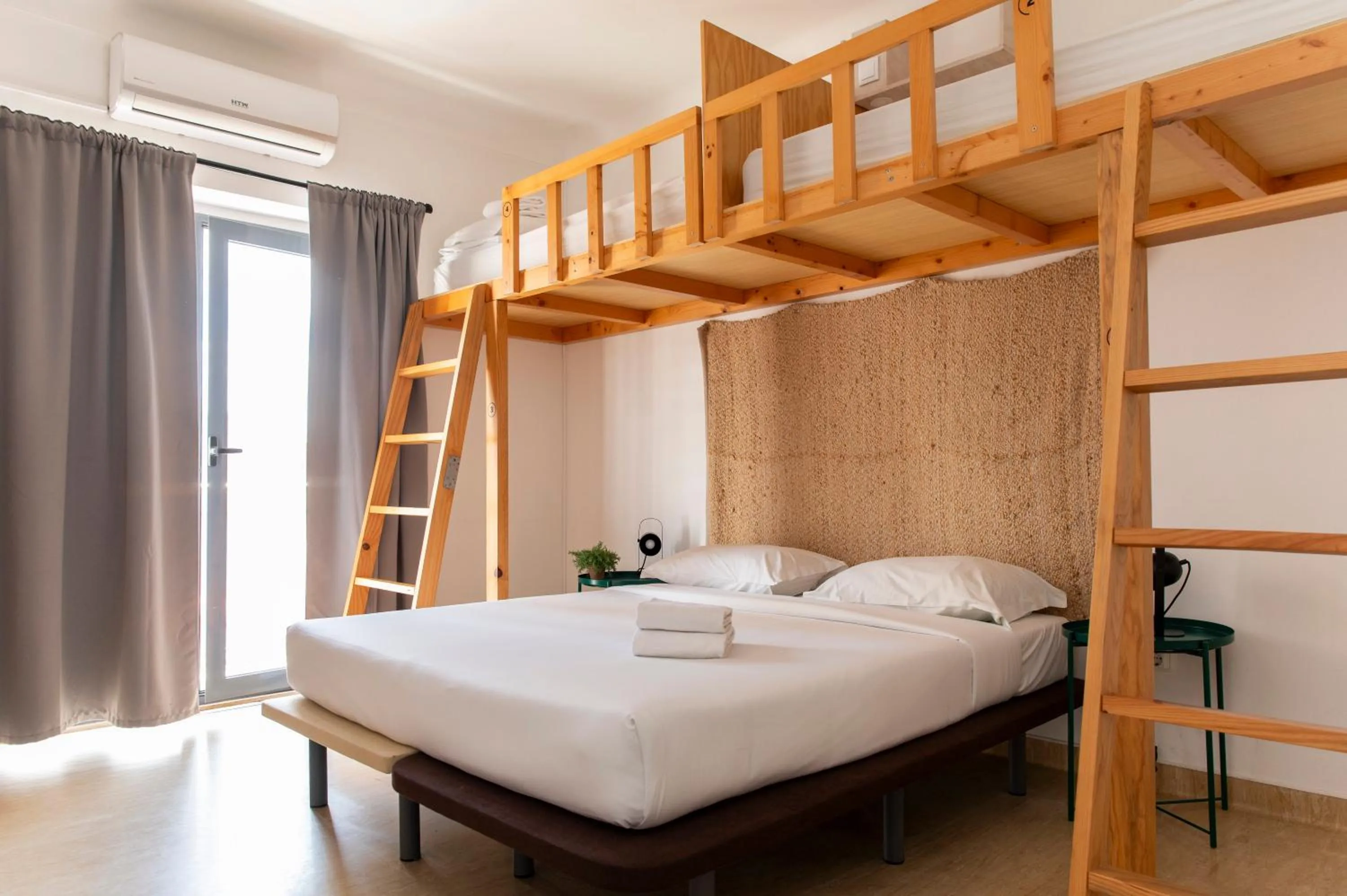 Bed in WOT Nomad Social