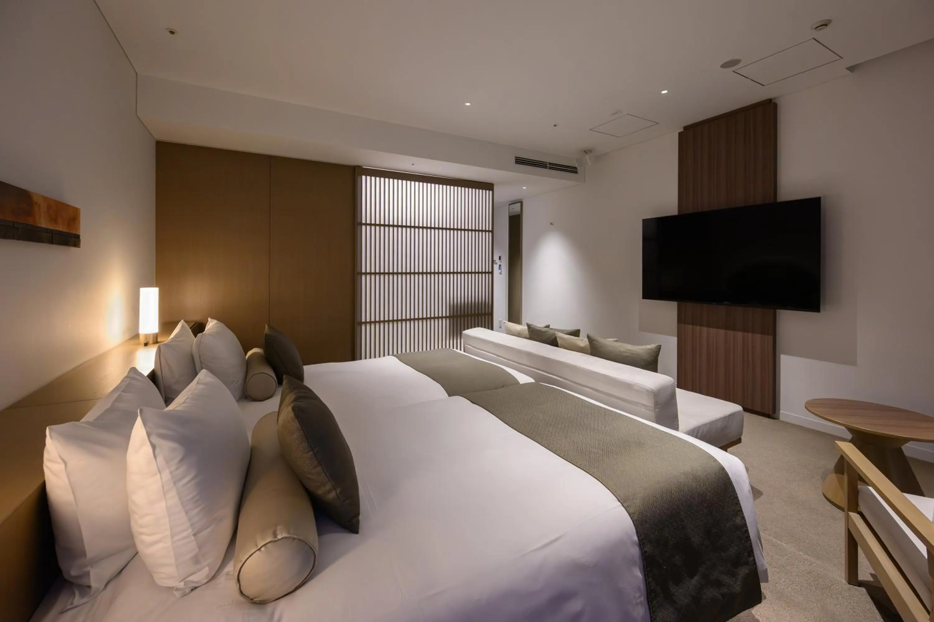 Pets, Bed in The Royal Park Hotel Iconic Kyoto