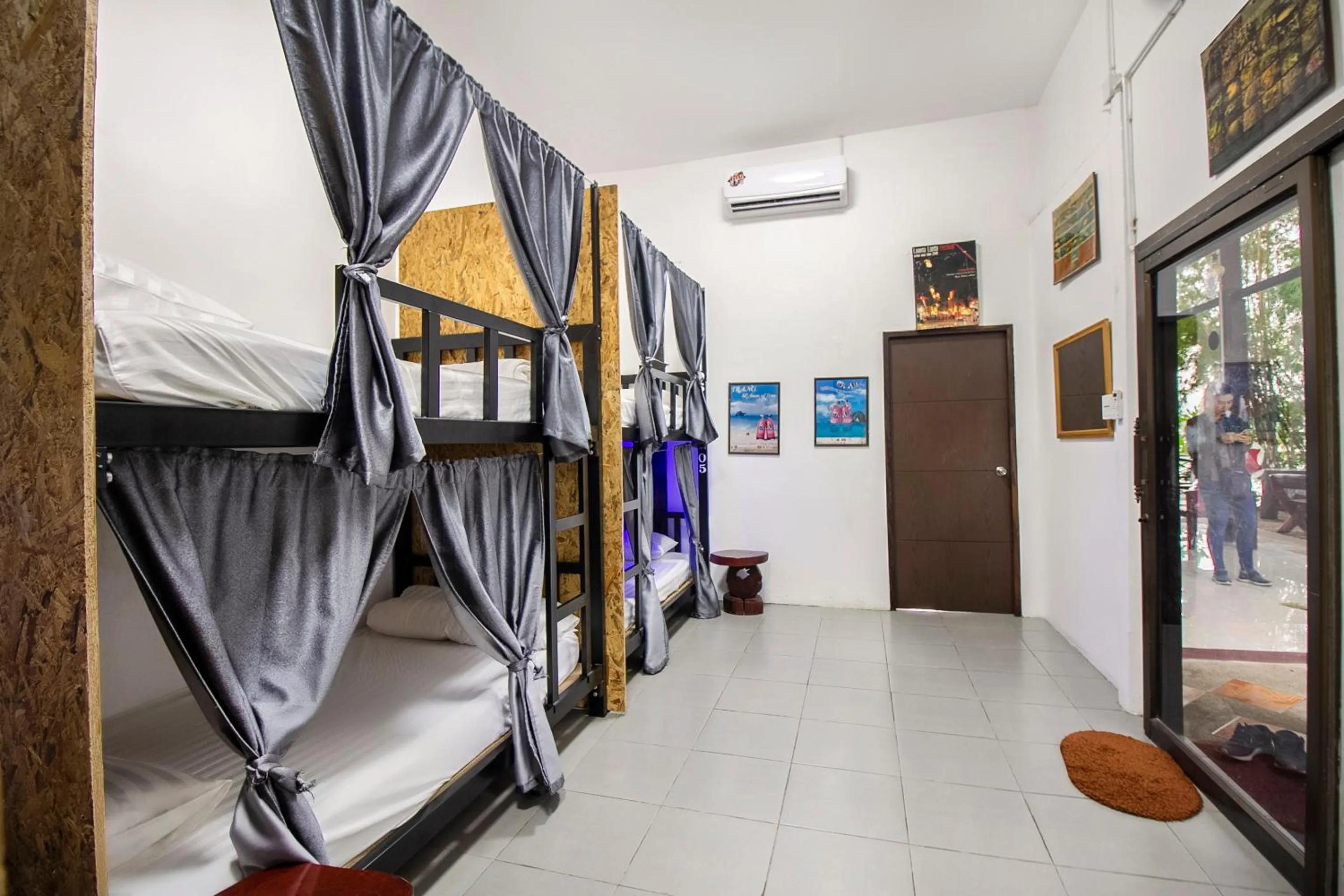 bunk bed, Bed in T & T Hostel Kanchanaburi