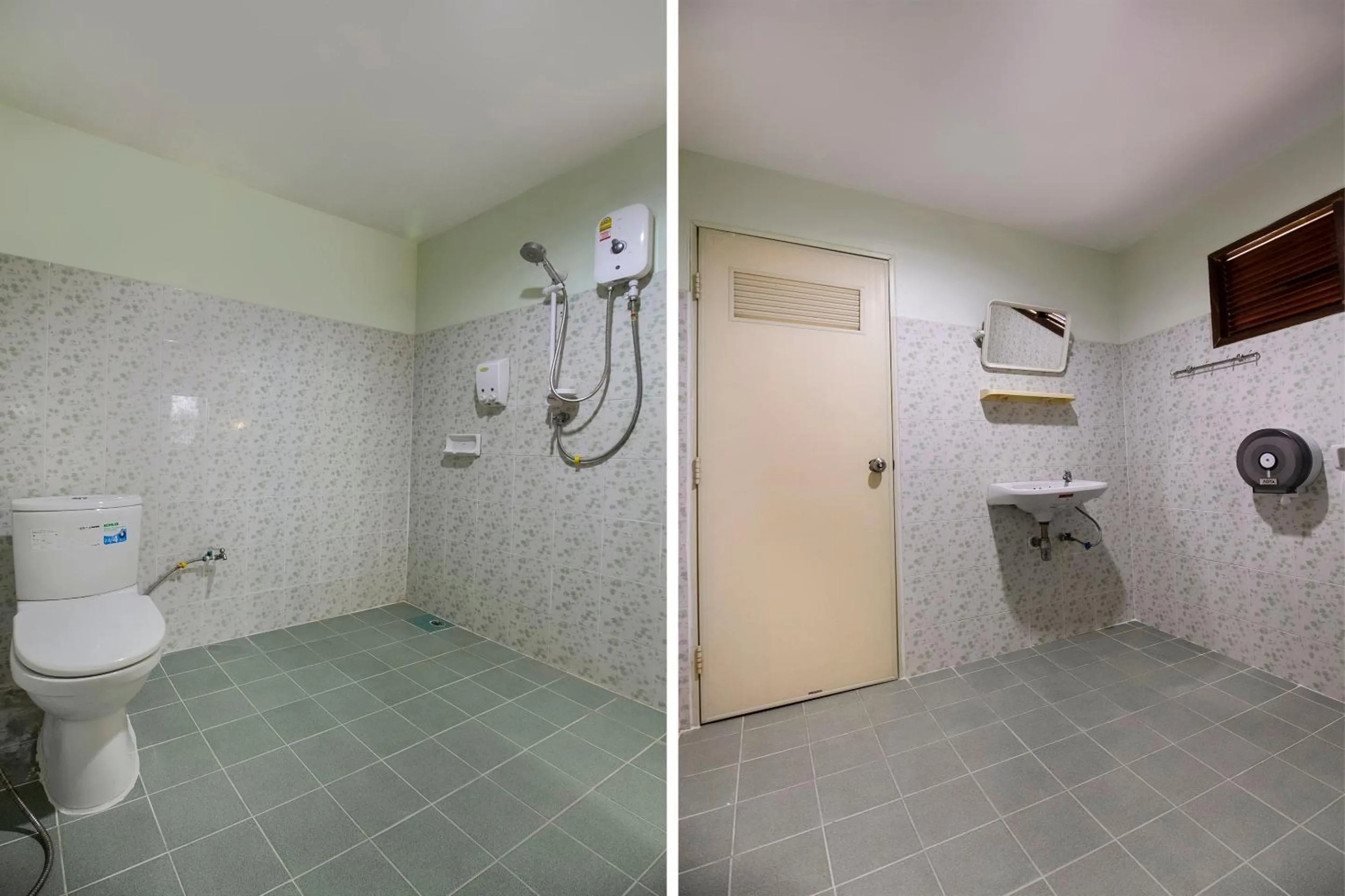 Bathroom in T & T Hostel Kanchanaburi