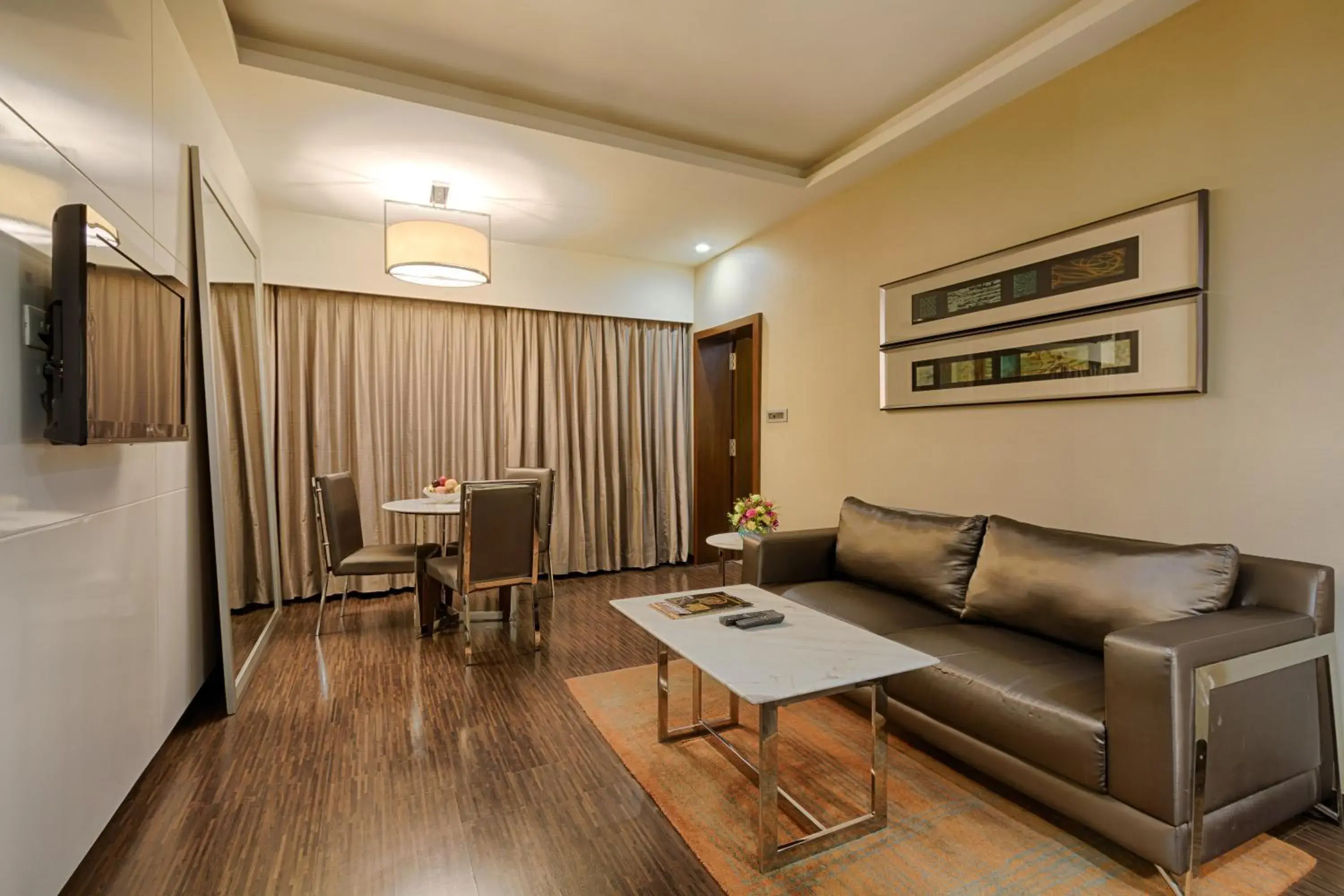 Club suite in Quality Hotel D V Manor Club suite in Quality Hotel D V Manor