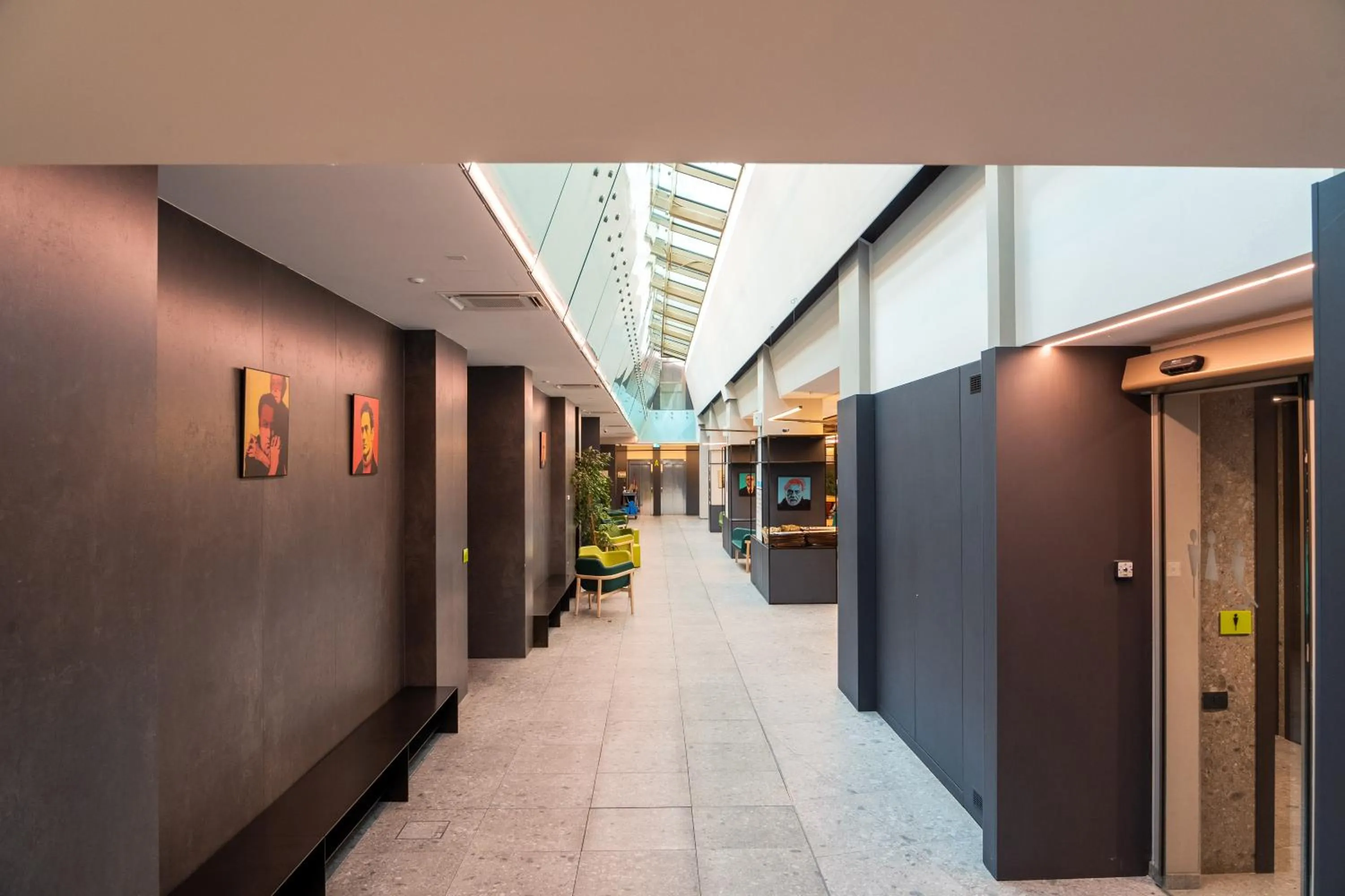 Property building in Camplus Firenze Fortezza Casa Per Ferie