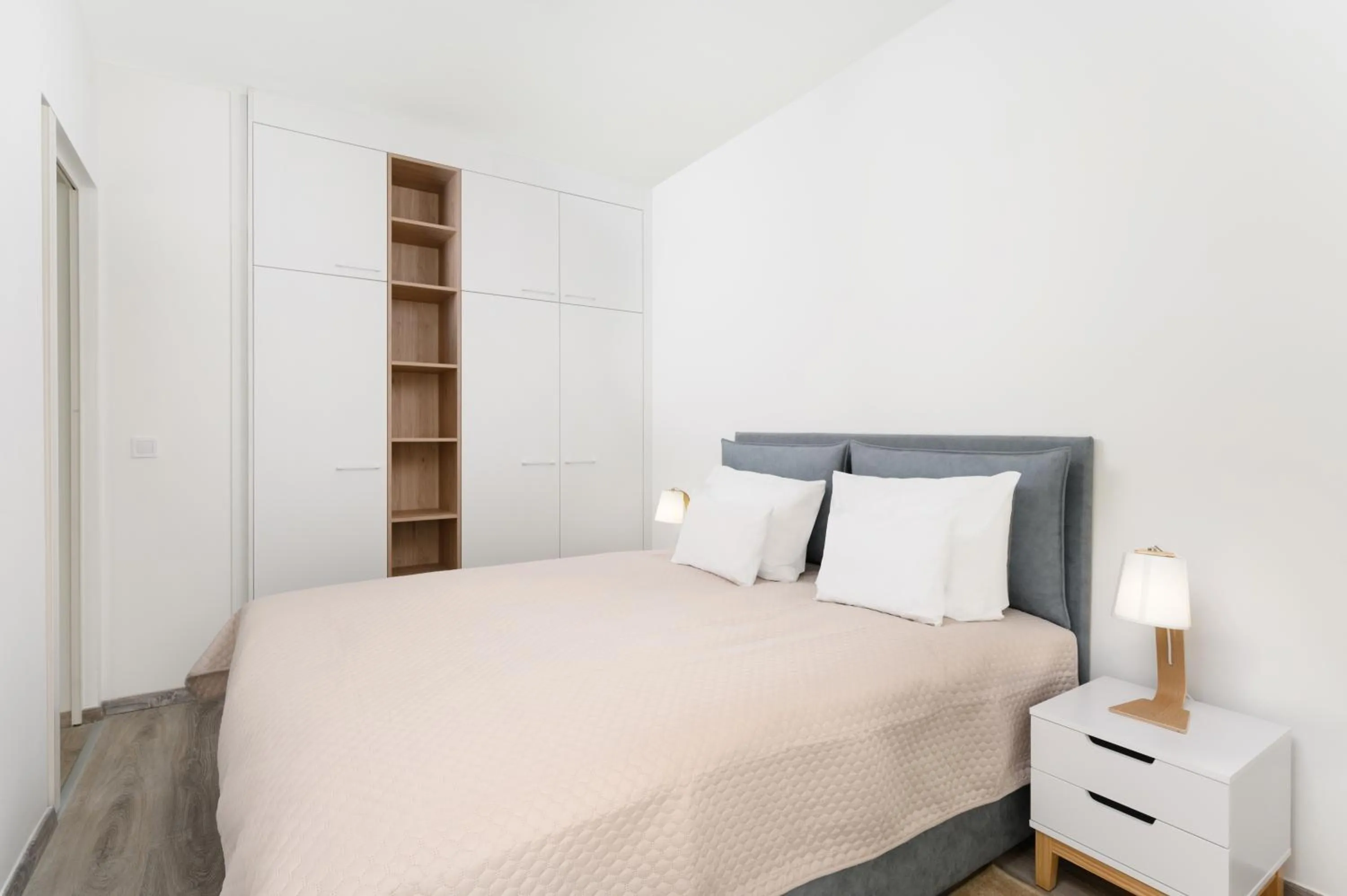 Bed in Elisabeth Downtown Apartments by FirstHost