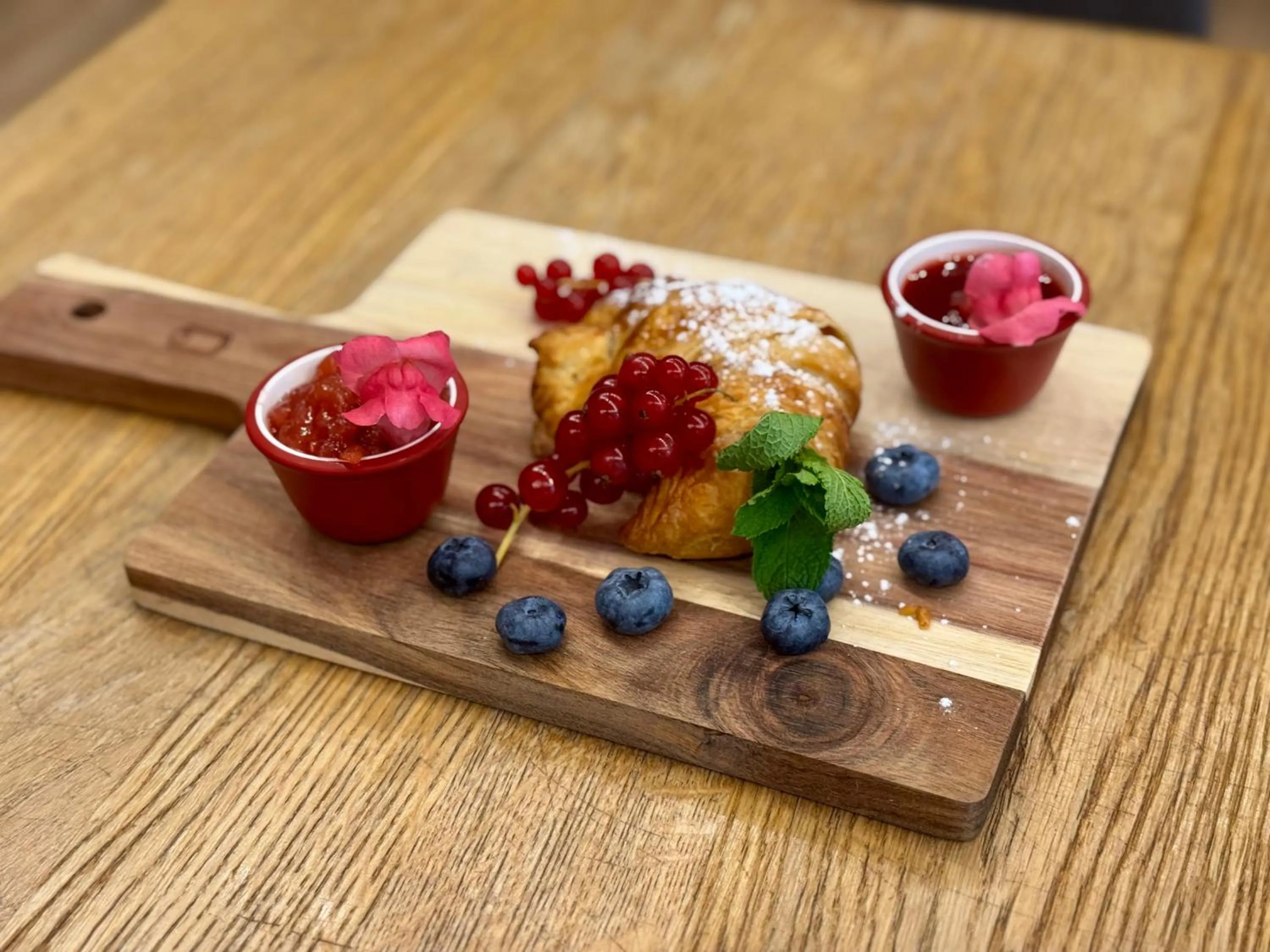 Breakfast in Elisabeth Downtown Apartments by FirstHost