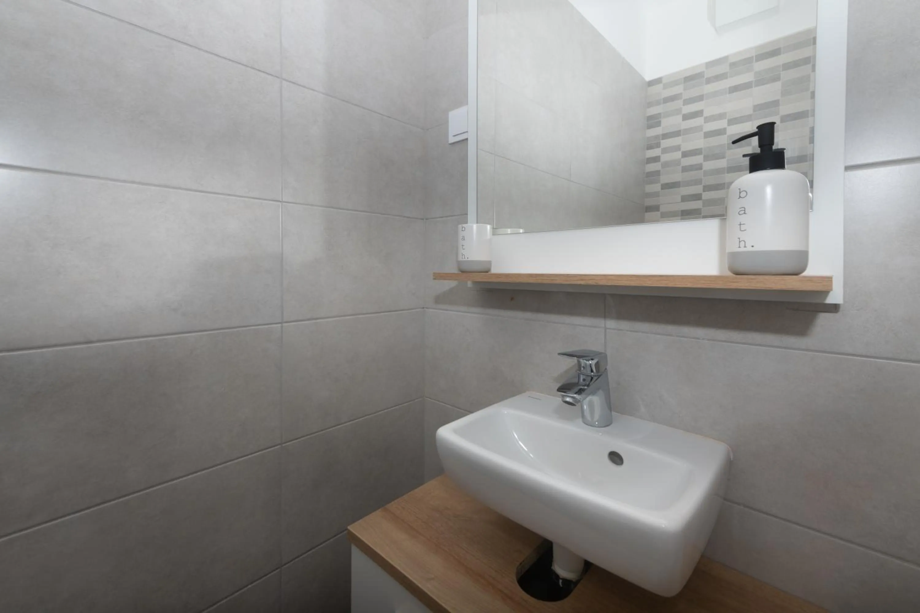 Bathroom in Elisabeth Downtown Apartments by FirstHost