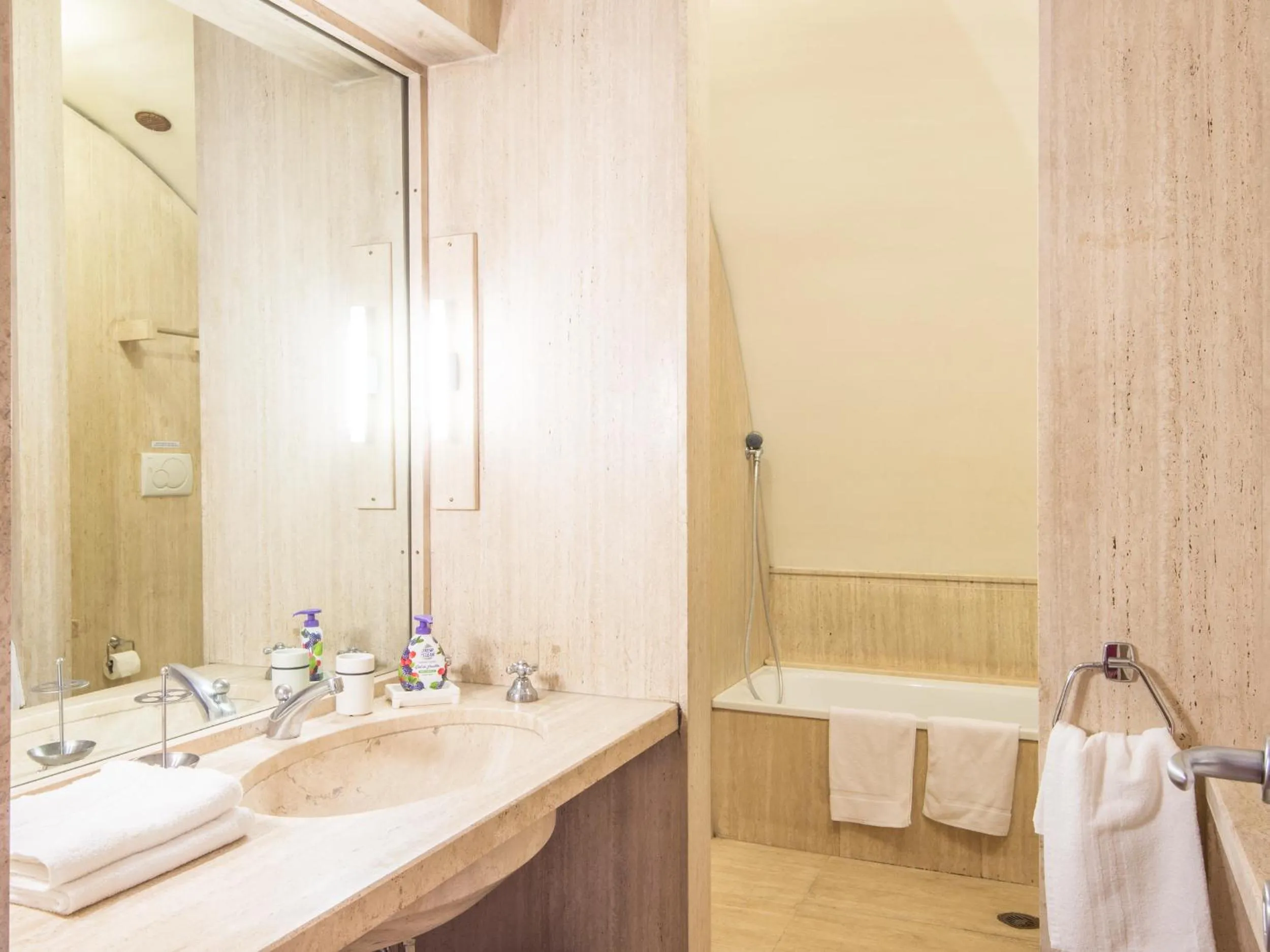 Campo de Fiori Luxury House