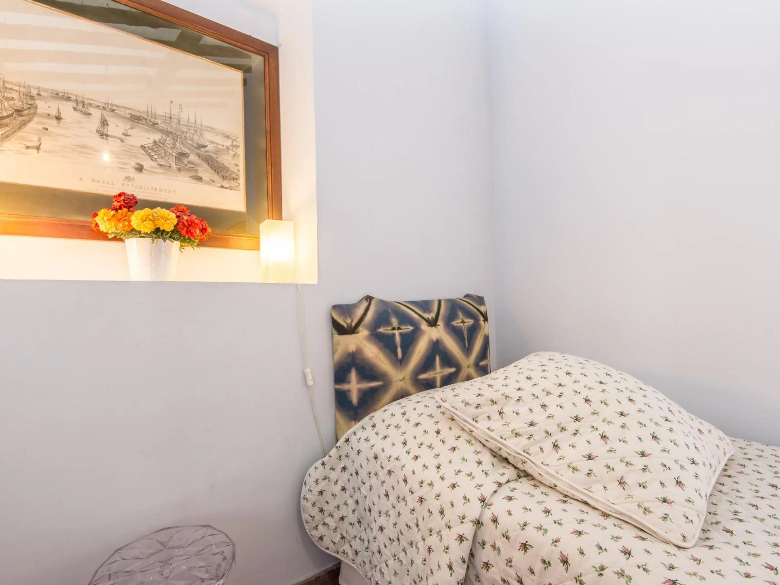 Bed in Campo de Fiori Luxury House