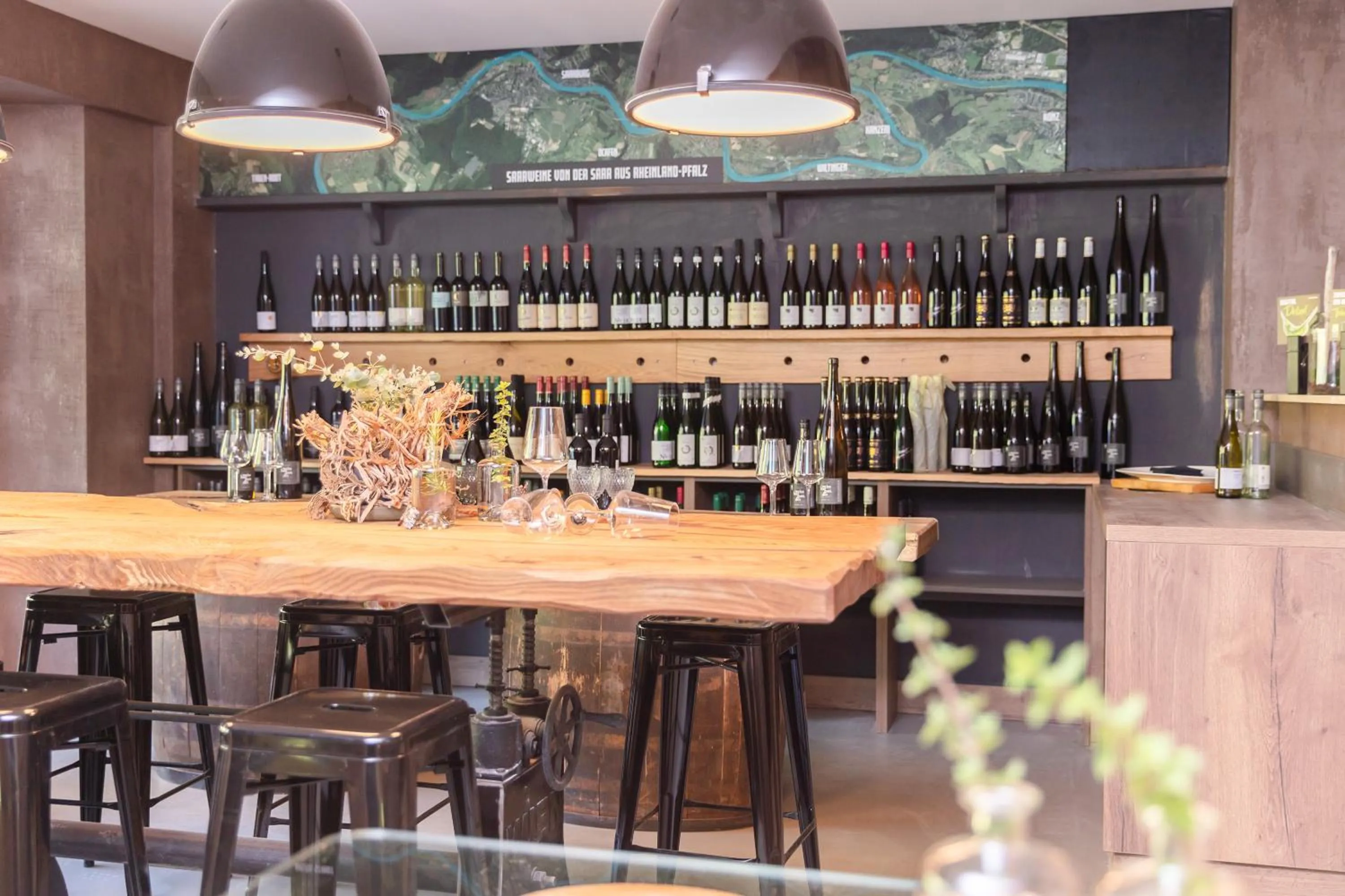 Lounge or bar in Saarschleifenlodge