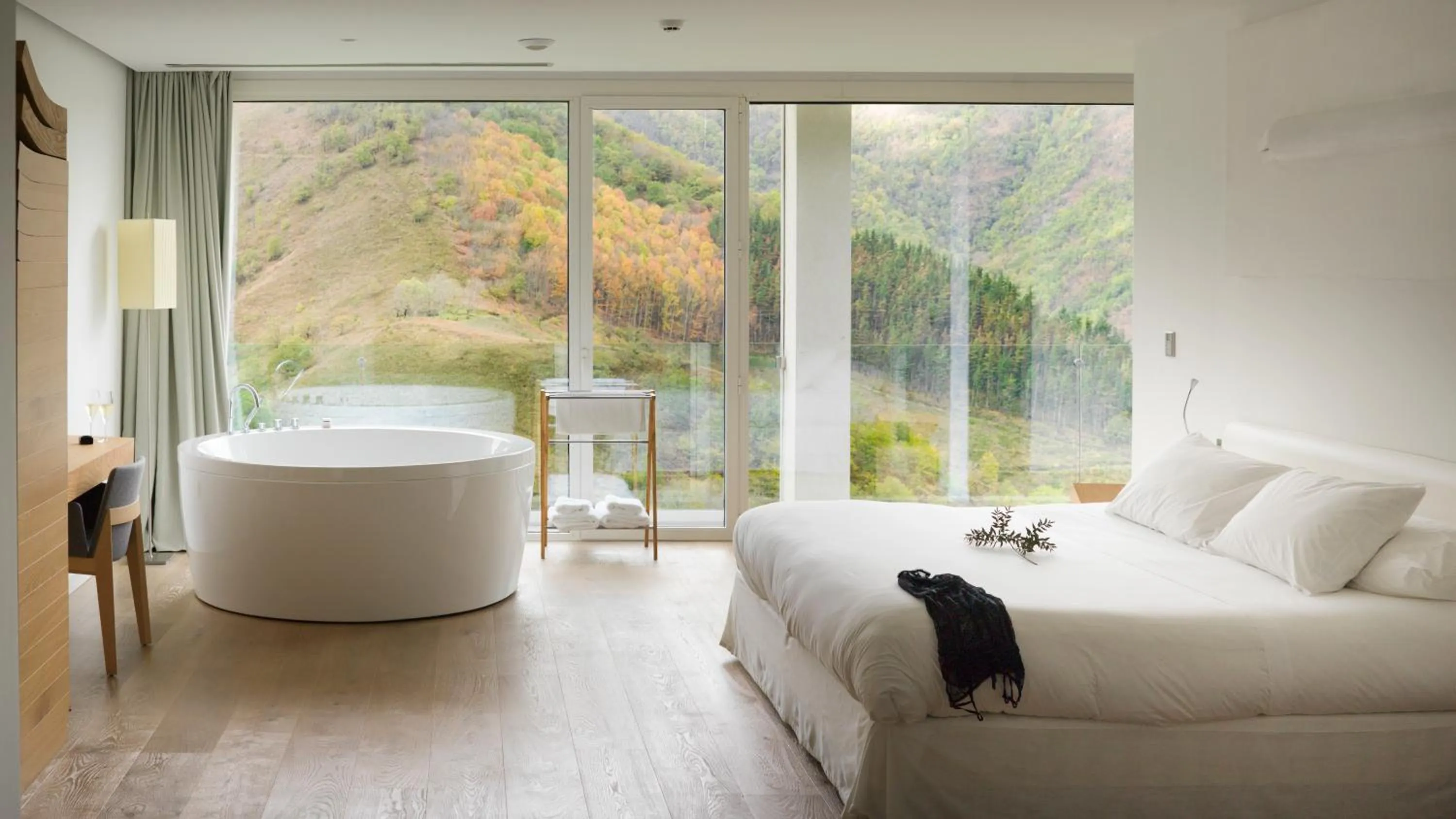 Natural landscape, Bed in Arantza Hotela - Boutique Hotel "Adults Only"