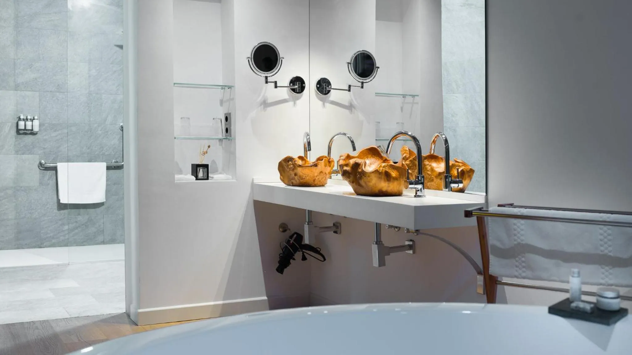 Shower in Arantza Hotela - Boutique Hotel "Adults Only"