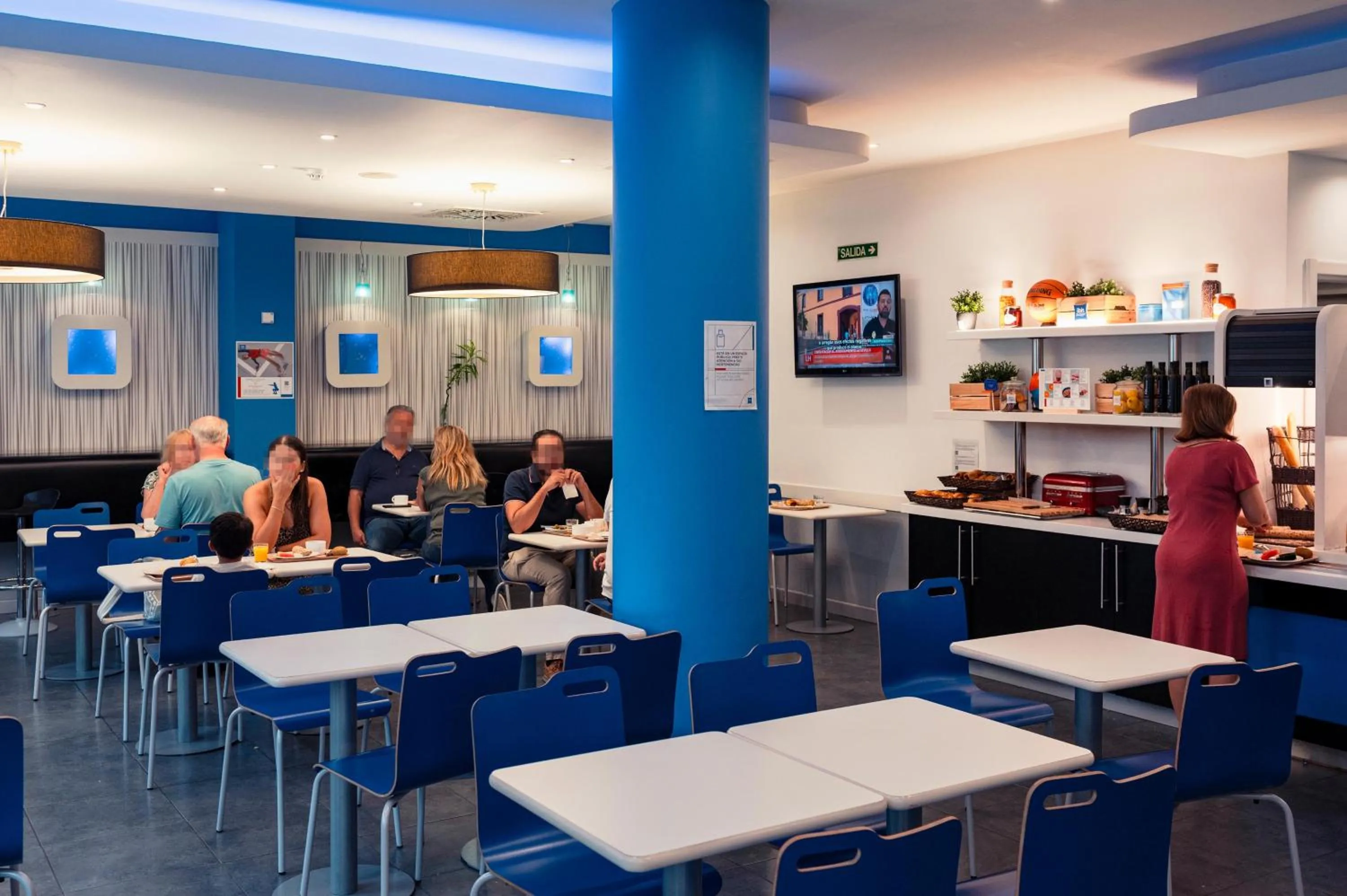 Breakfast in Ibis Budget Málaga Centro