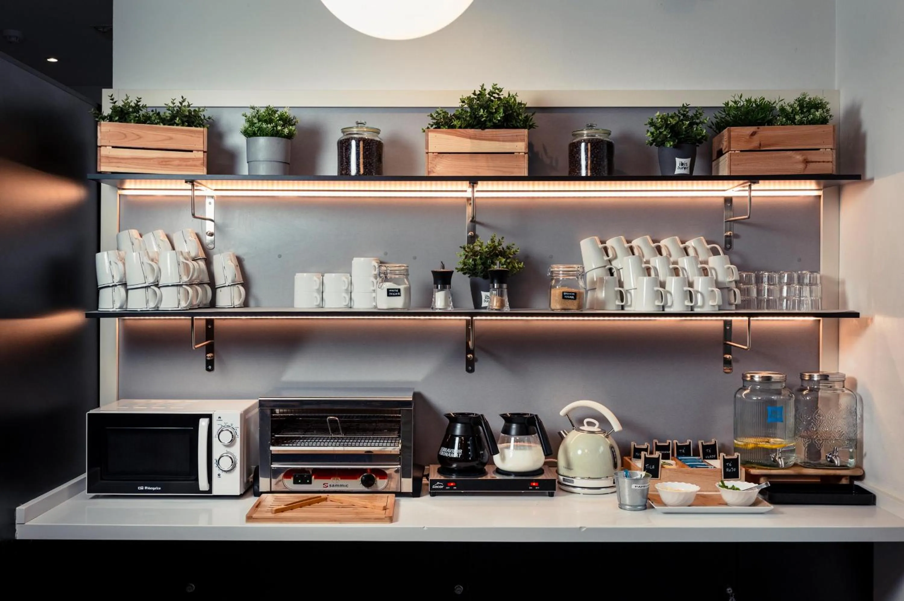 Breakfast in Ibis Budget Málaga Centro