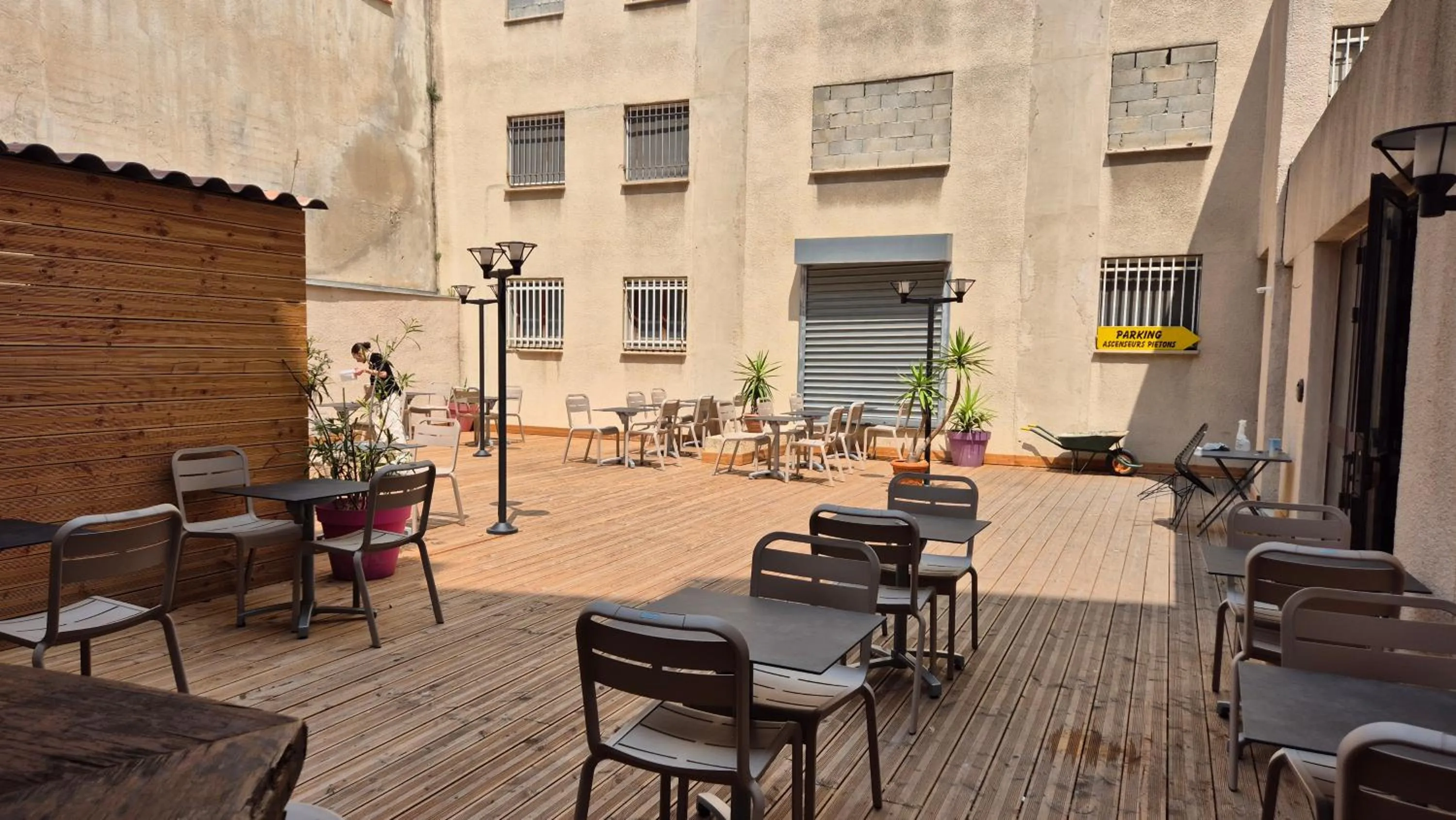 Ibis Marseille Centre Prefecture