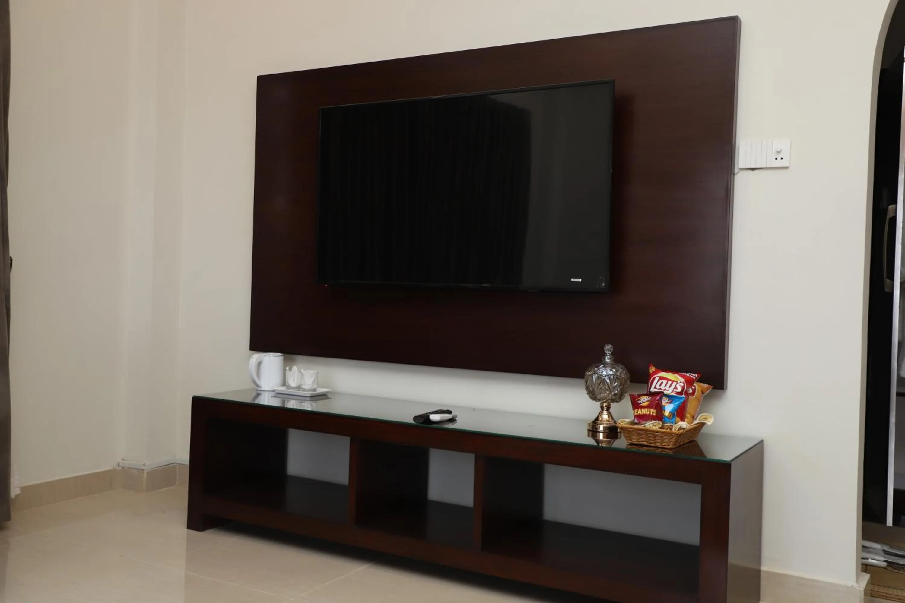 TV and multimedia in Swat Palace Hotel By Northin